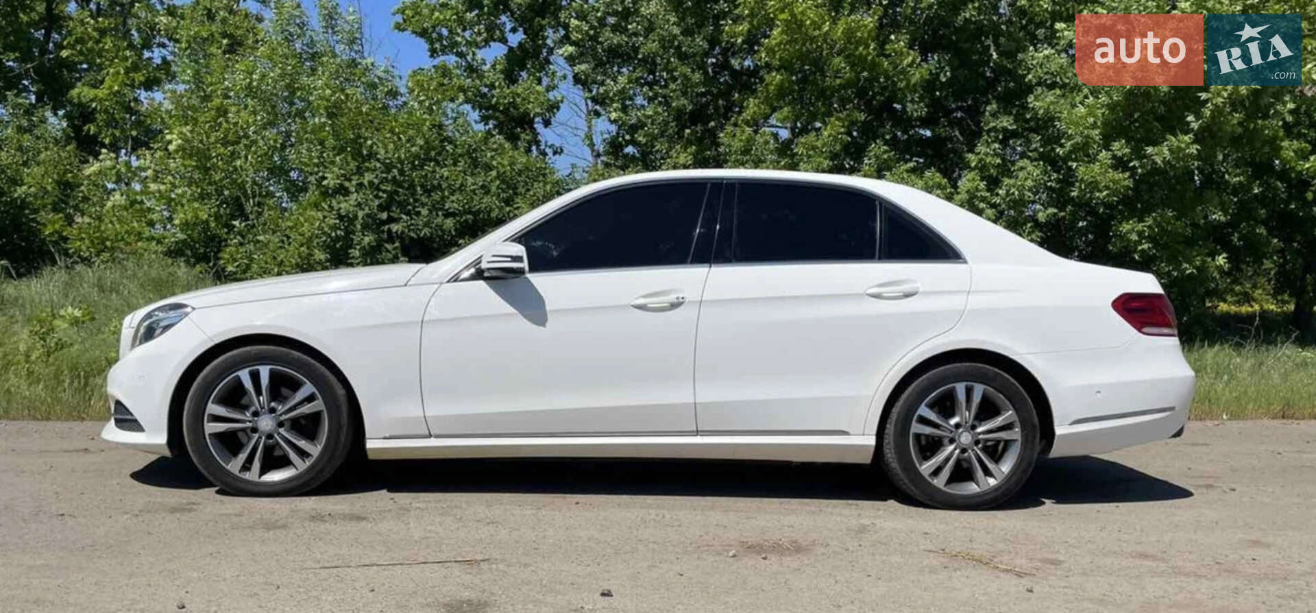 Mercedes-Benz E-Class 2013 VIN WDD2120021A803091 фото оголошення 3 з 8