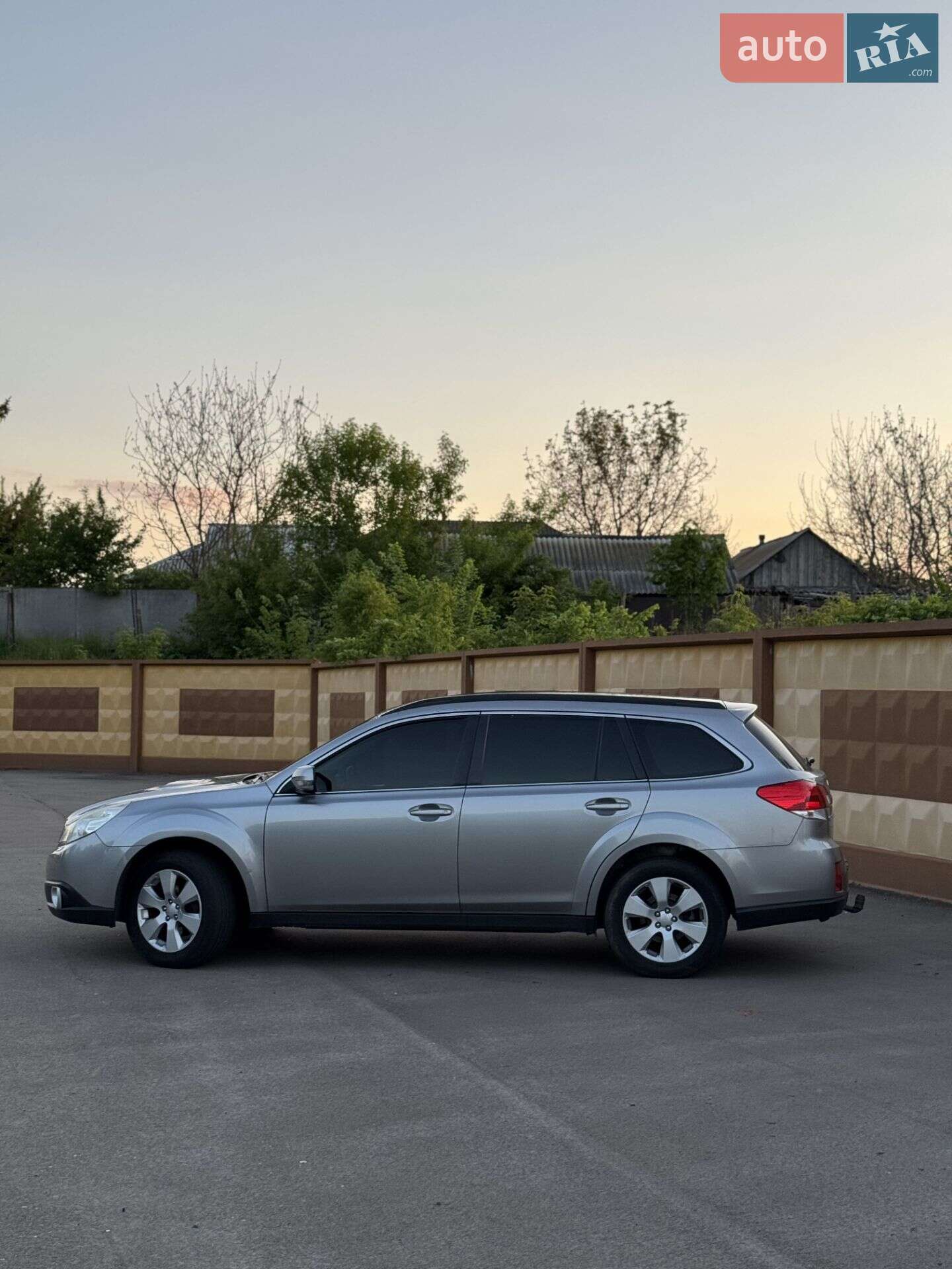Subaru Outback 2010 VIN JF1BRDLZ4AG033246 фото оголошення 8 з 13