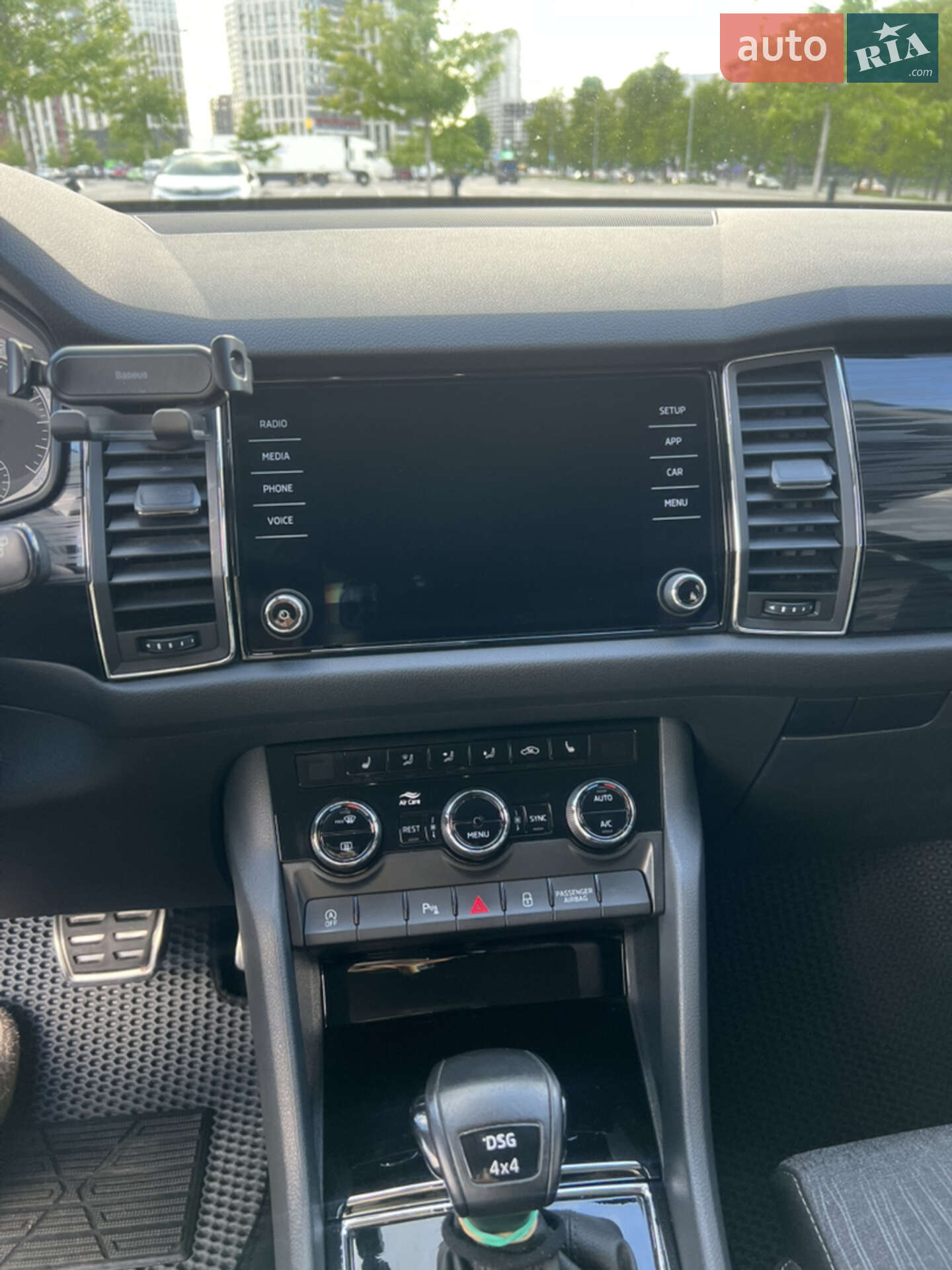 Skoda Kodiaq 2018 VIN TMBLJ7NS2J8081700 фото оголошення 17 з 21