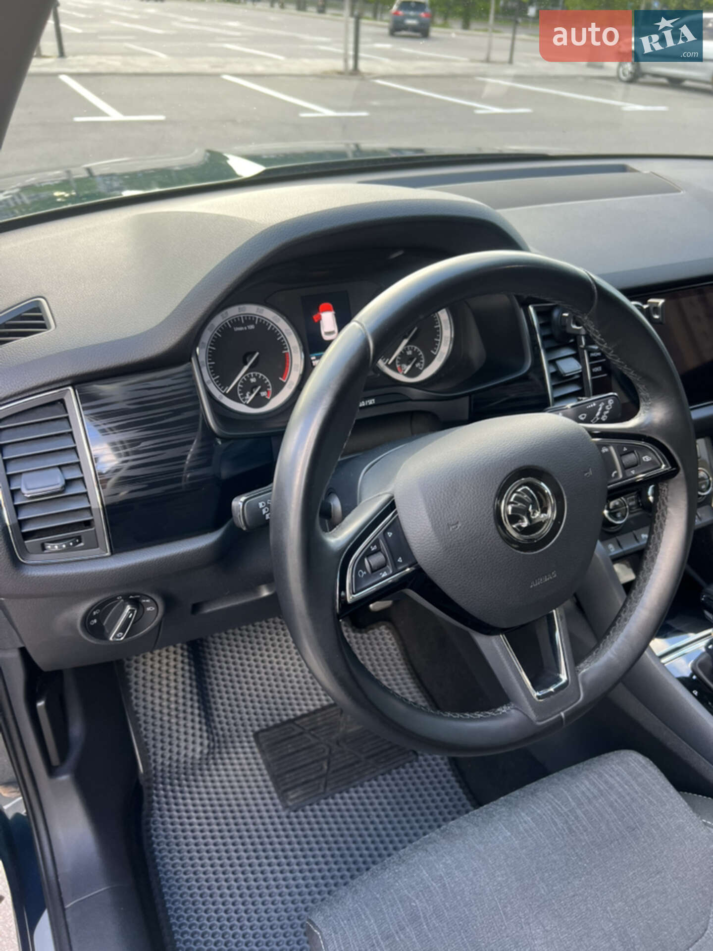 Skoda Kodiaq 2018 VIN TMBLJ7NS2J8081700 фото оголошення 18 з 21