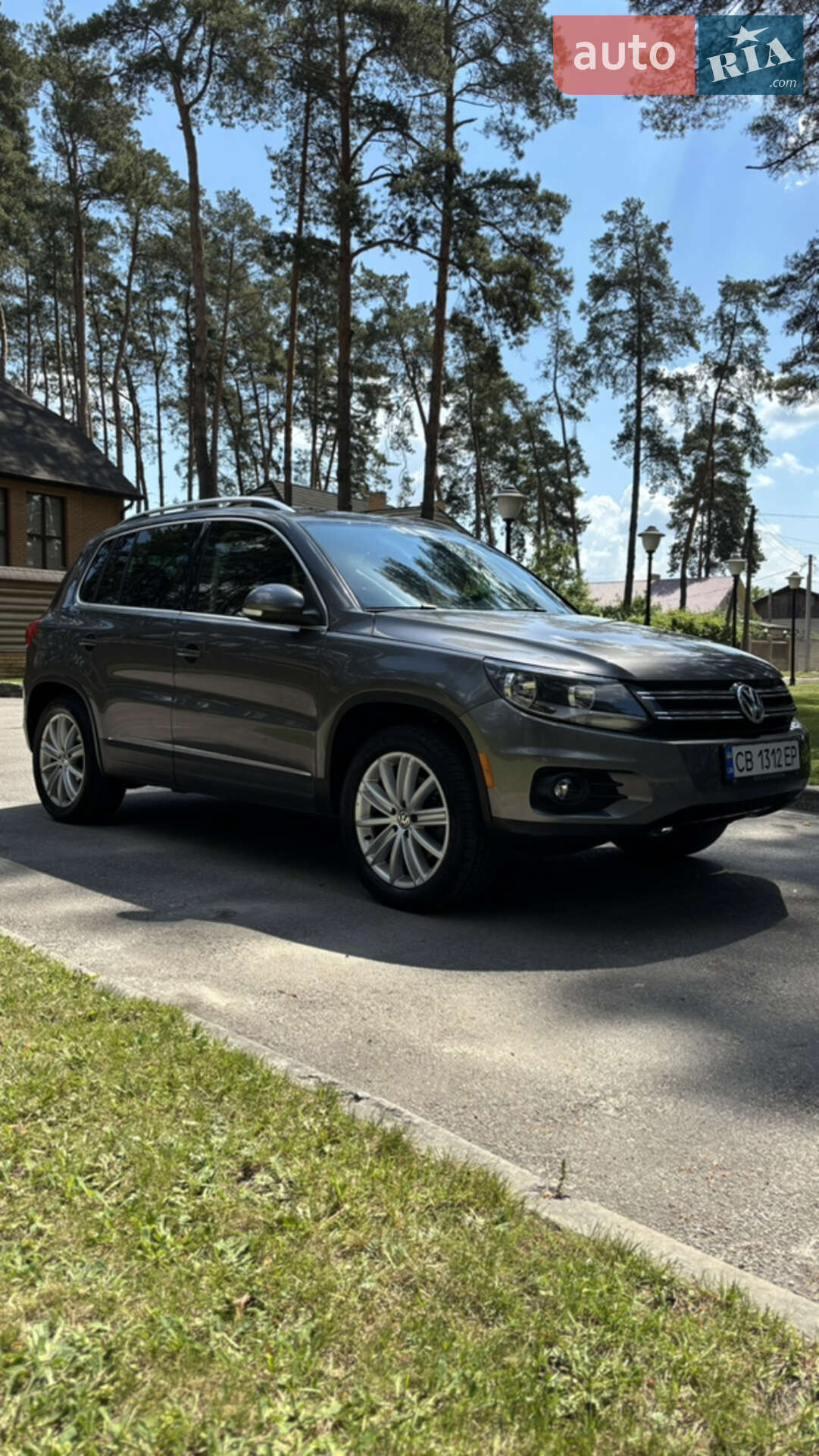 Volkswagen Tiguan 2012 VIN WVGAV7AX2CW006275 фото оголошення 3 з 17