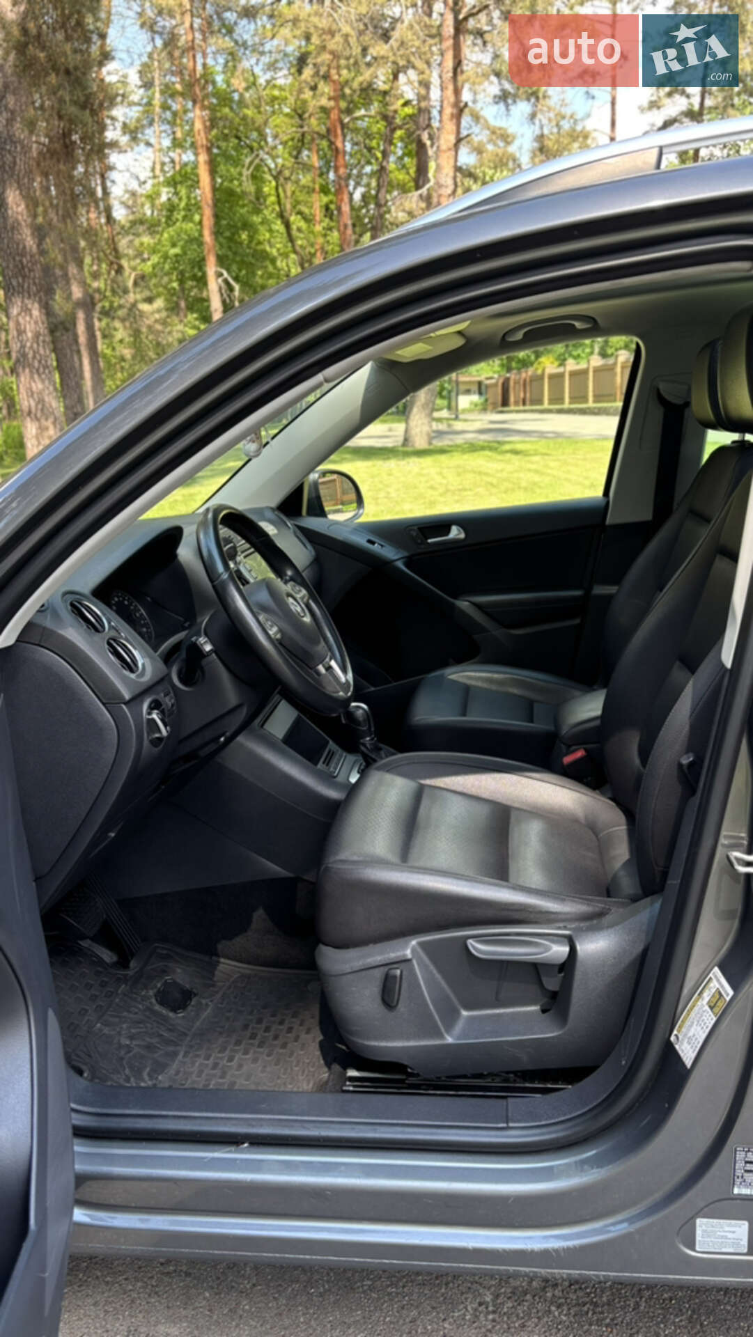 Volkswagen Tiguan 2012 VIN WVGAV7AX2CW006275 фото оголошення 14 з 17