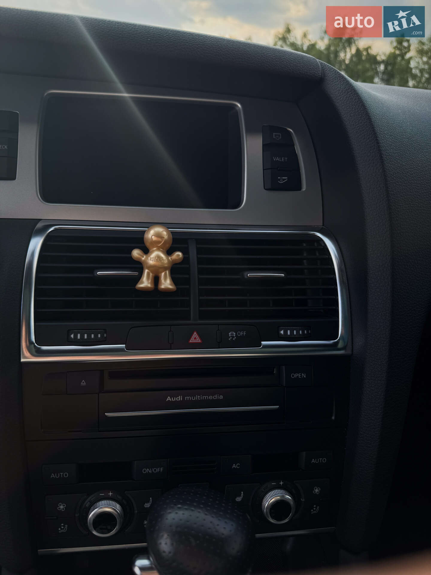 Audi Q7 2011 VIN WA1WMAFE5BD007278 фото оголошення 12 з 15