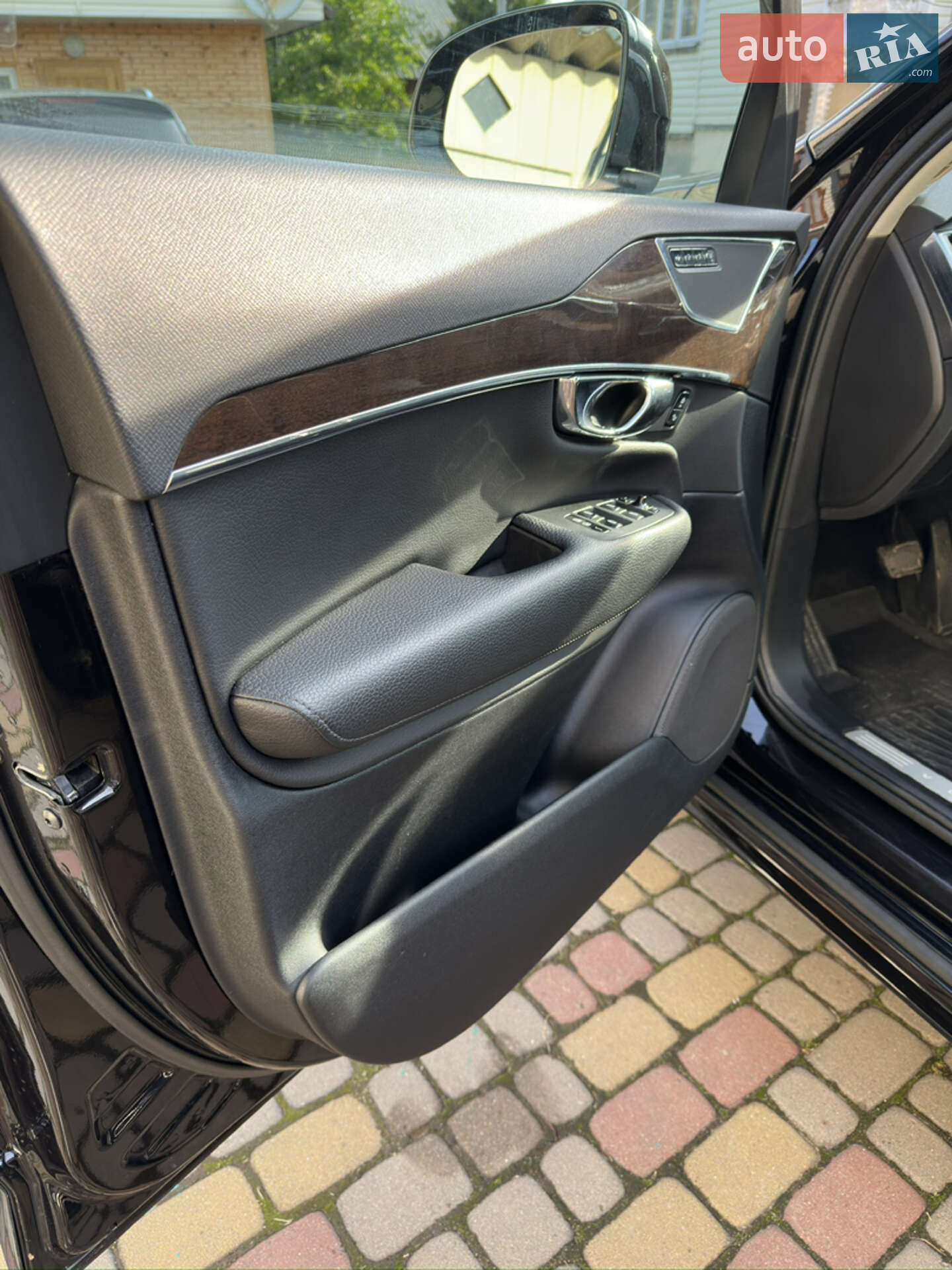 Volvo Xc90 2016 VIN YV4A22PK9G1067604 фото оголошення 26 з 51