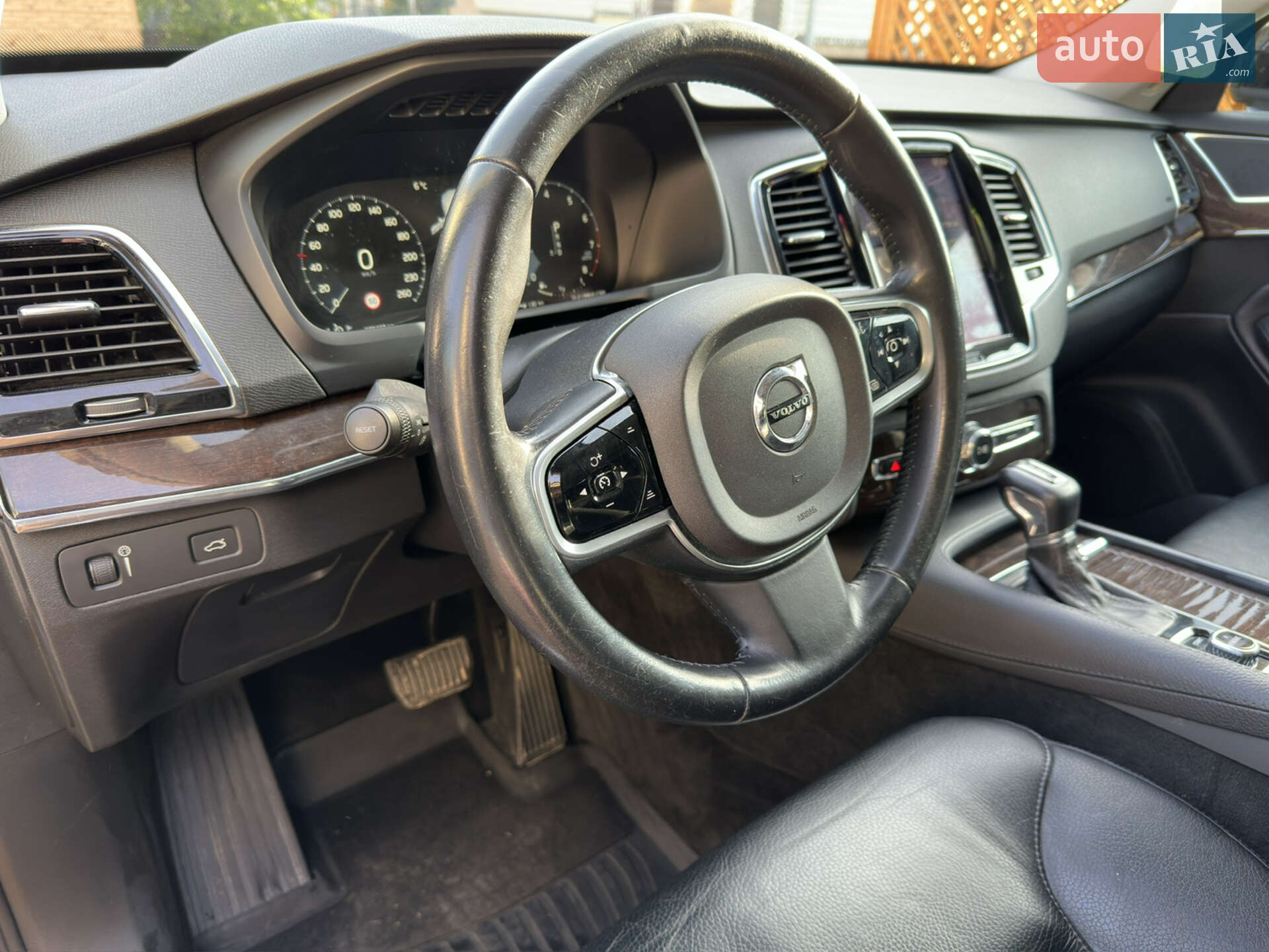 Volvo Xc90 2016 VIN YV4A22PK9G1067604 фото оголошення 29 з 51