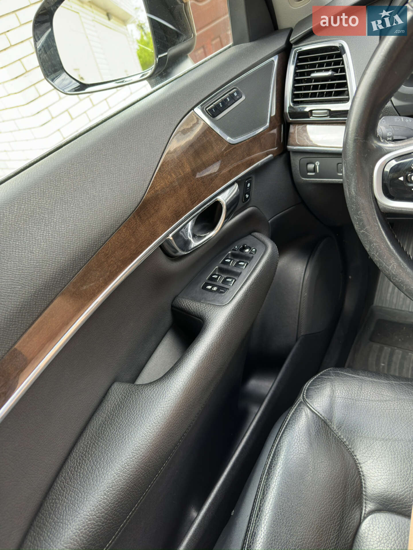 Volvo Xc90 2016 VIN YV4A22PK9G1067604 фото оголошення 34 з 51