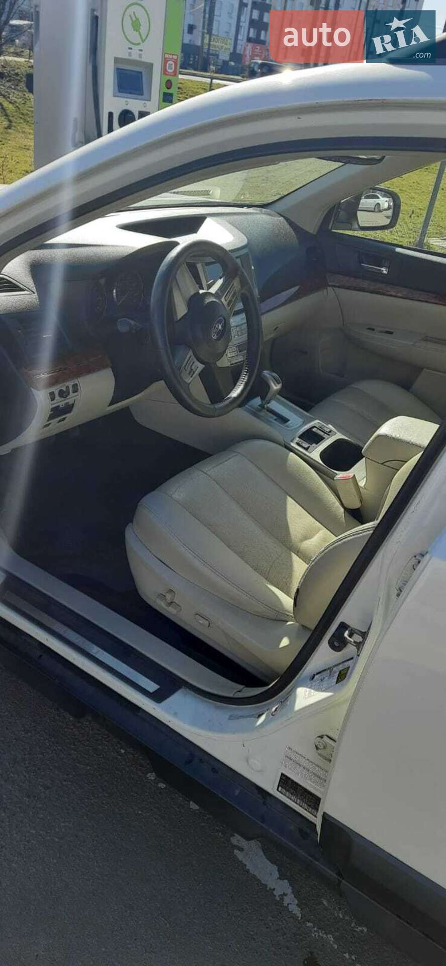 Subaru Outback 2011 VIN 4S4BRBLC7B3320235 фото оголошення 3 з 4