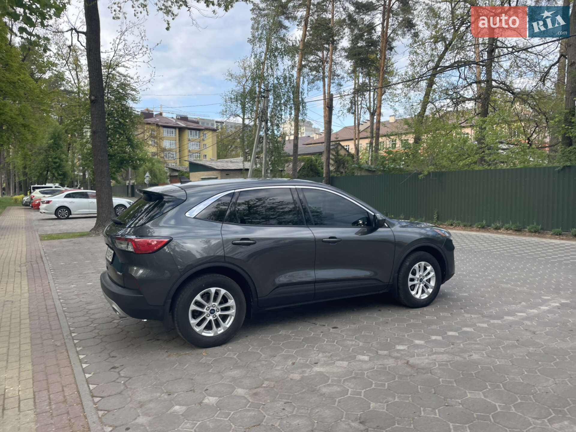 Ford Escape 2020 VIN 1FMCU9G68LUC51745 фото оголошення 5 з 14