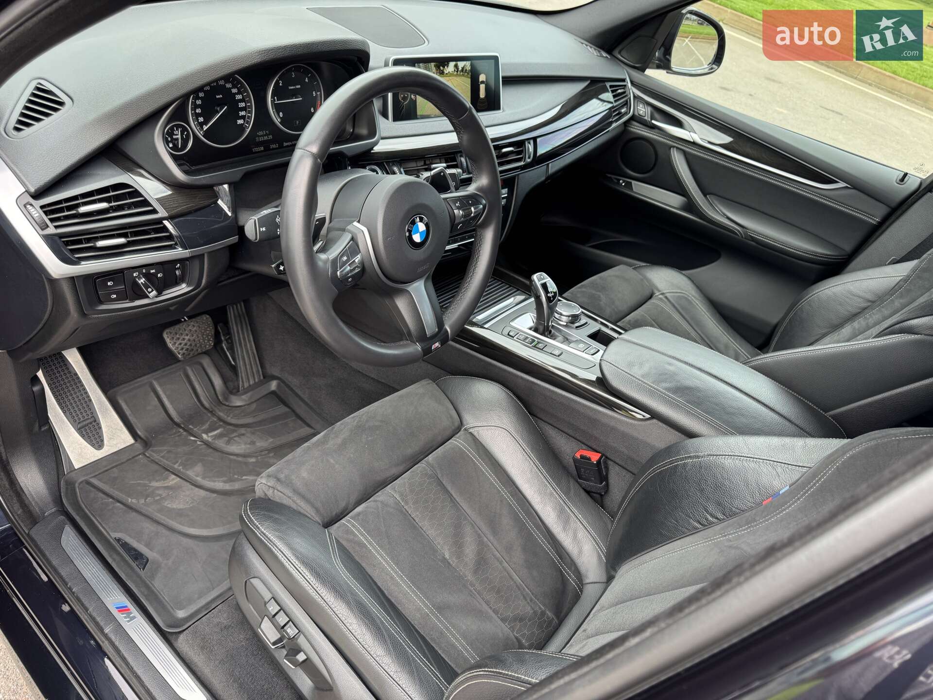 BMW X5 2015 VIN WBALS010X00K98561 фото оголошення 10 з 15