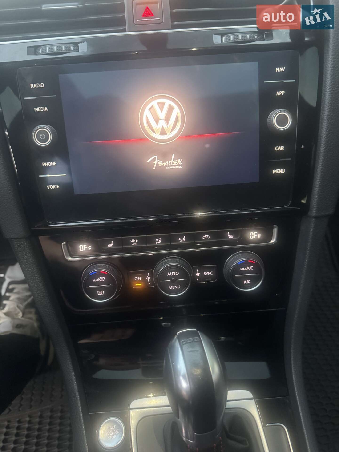 Volkswagen Golf GTI 2018 VIN 3VW447AU4JM295454 фото оголошення 2 з 17