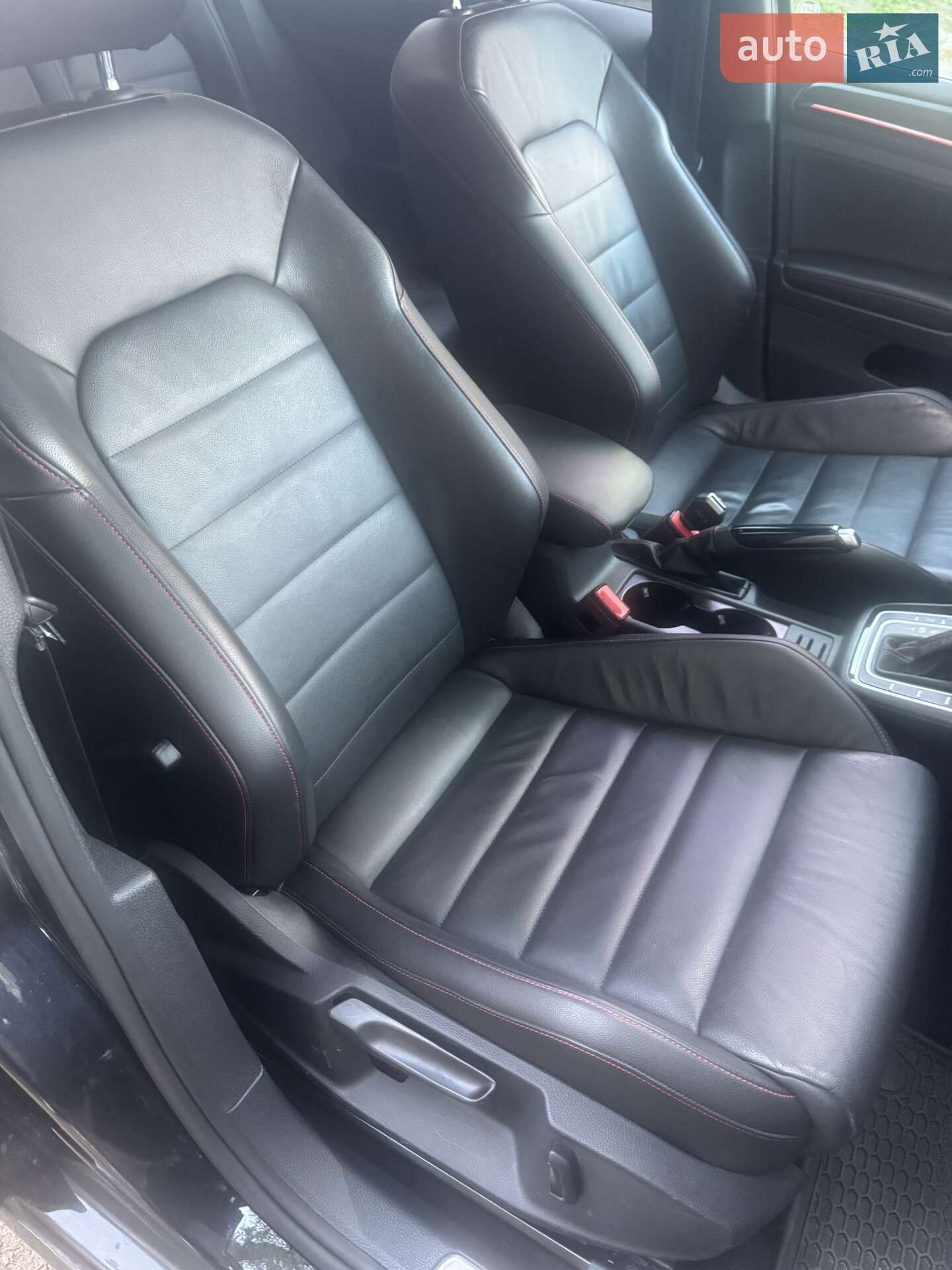 Volkswagen Golf GTI 2018 VIN 3VW447AU4JM295454 фото оголошення 7 з 17