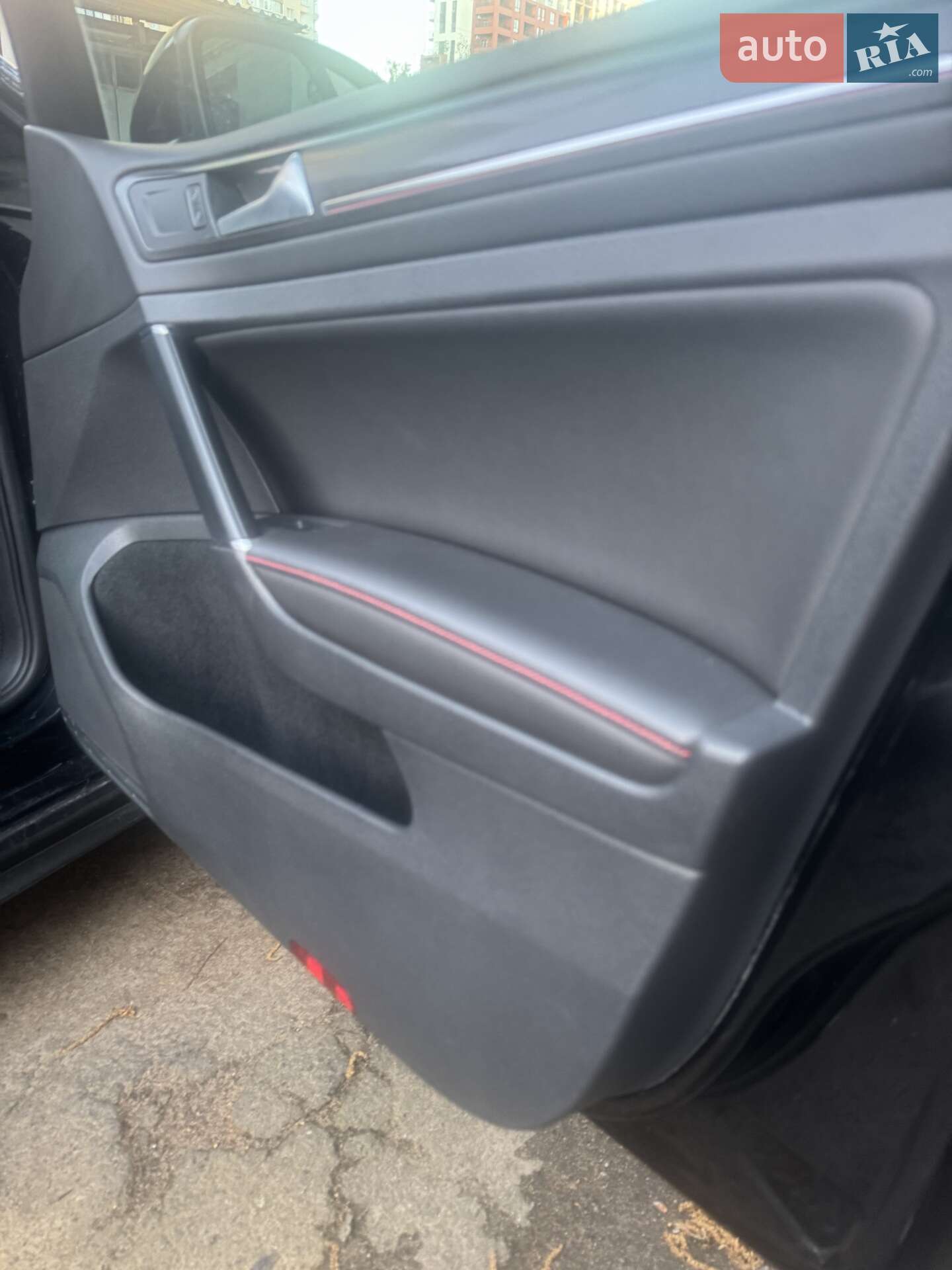 Volkswagen Golf GTI 2018 VIN 3VW447AU4JM295454 фото оголошення 9 з 17