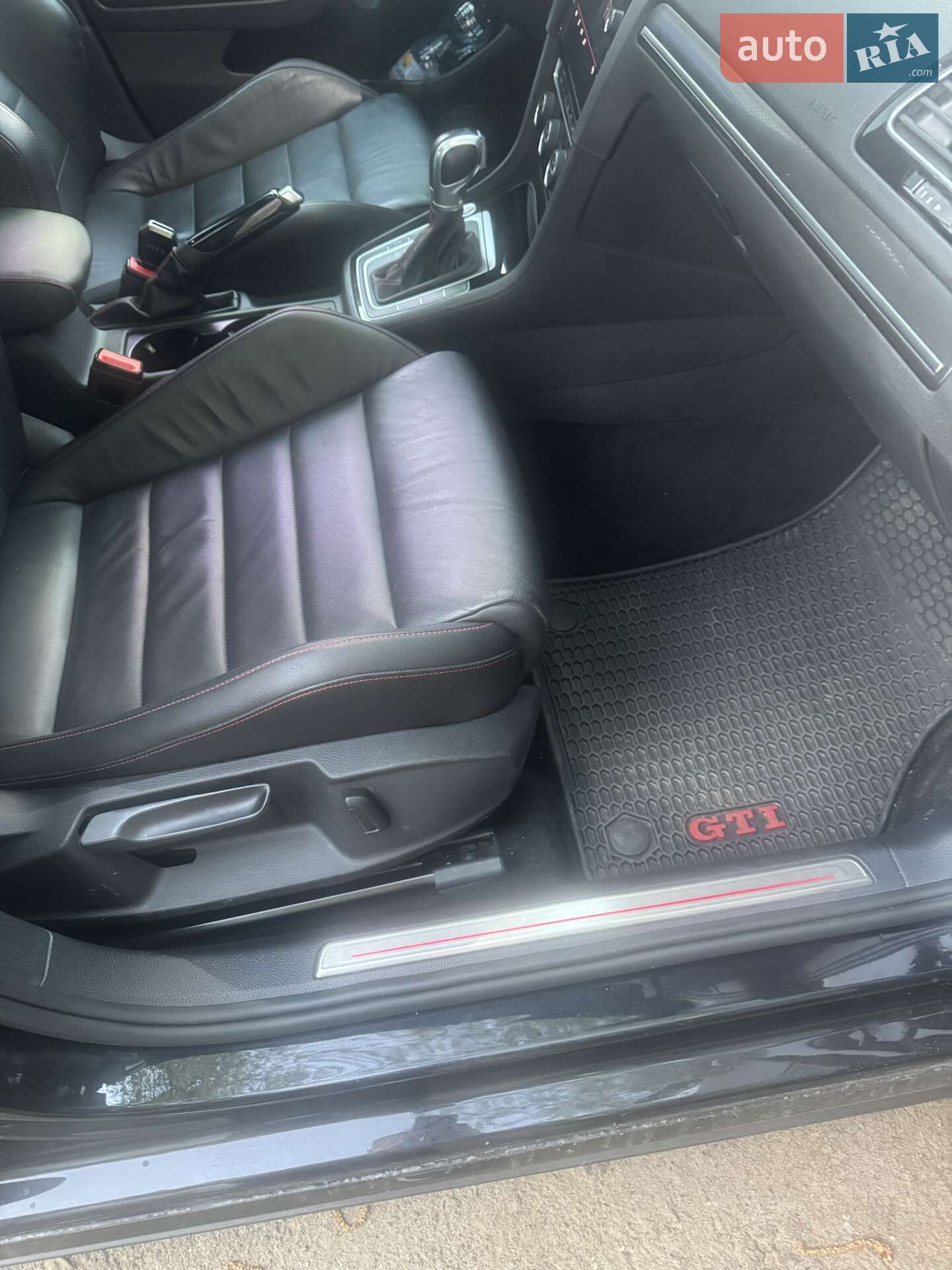 Volkswagen Golf GTI 2018 VIN 3VW447AU4JM295454 фото оголошення 10 з 17