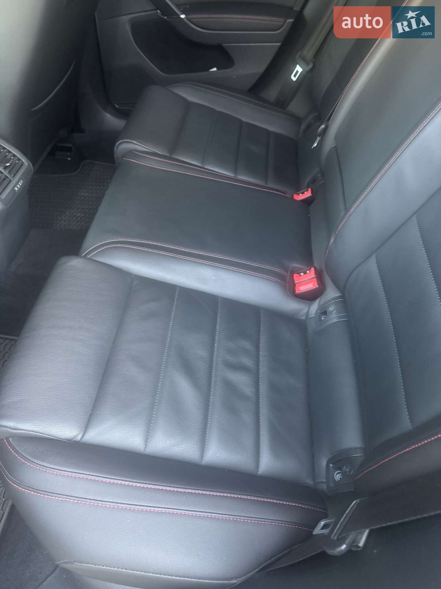 Volkswagen Golf GTI 2018 VIN 3VW447AU4JM295454 фото оголошення 14 з 17