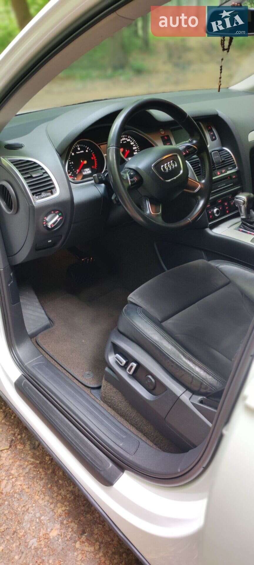 Audi Q7 2011 VIN WAUZZZ4L3CD003121 фото оголошення 40 з 47