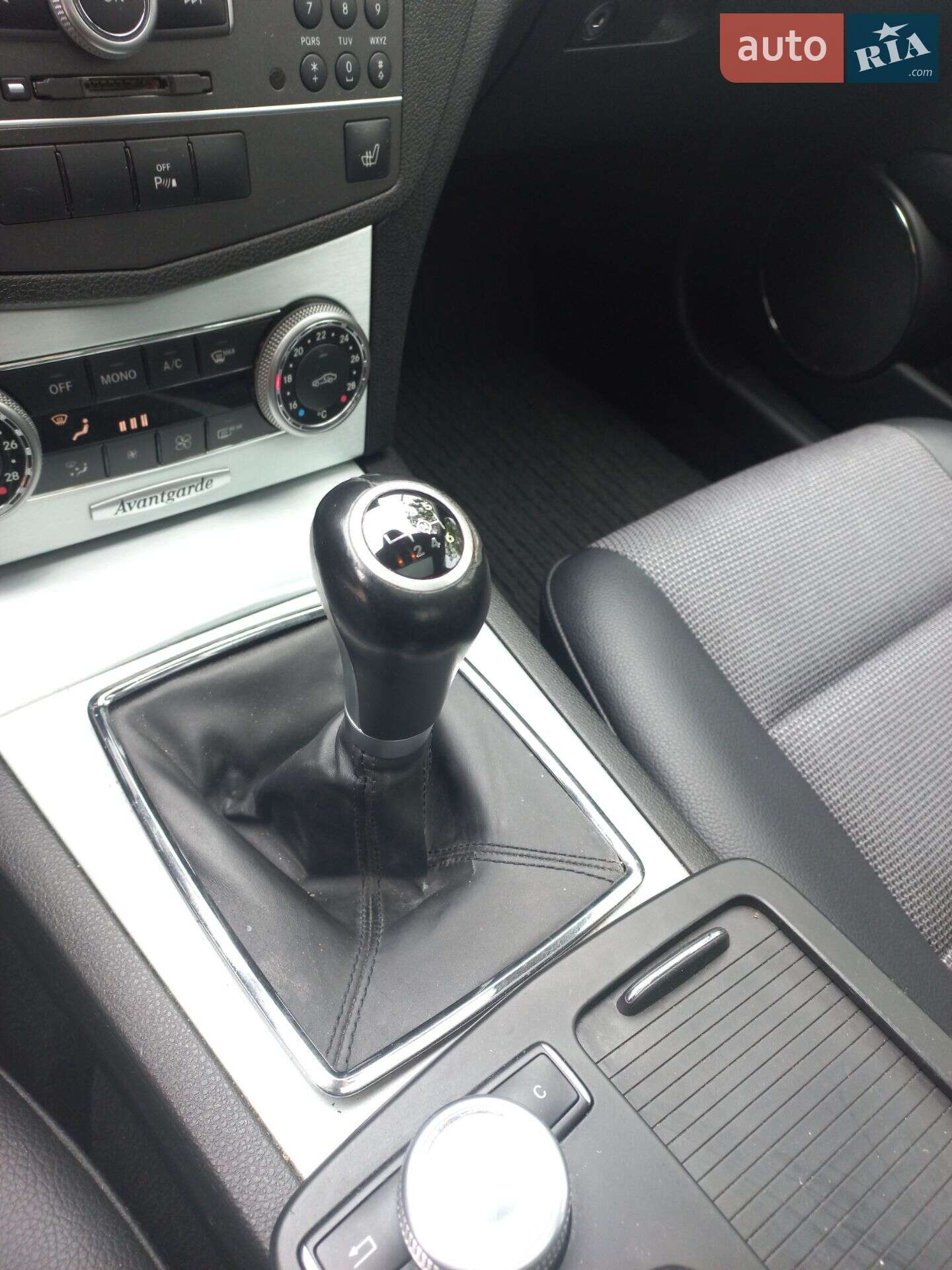Mercedes-Benz C-Class 2010 VIN WDD2040021A424567 фото оголошення 15 з 39