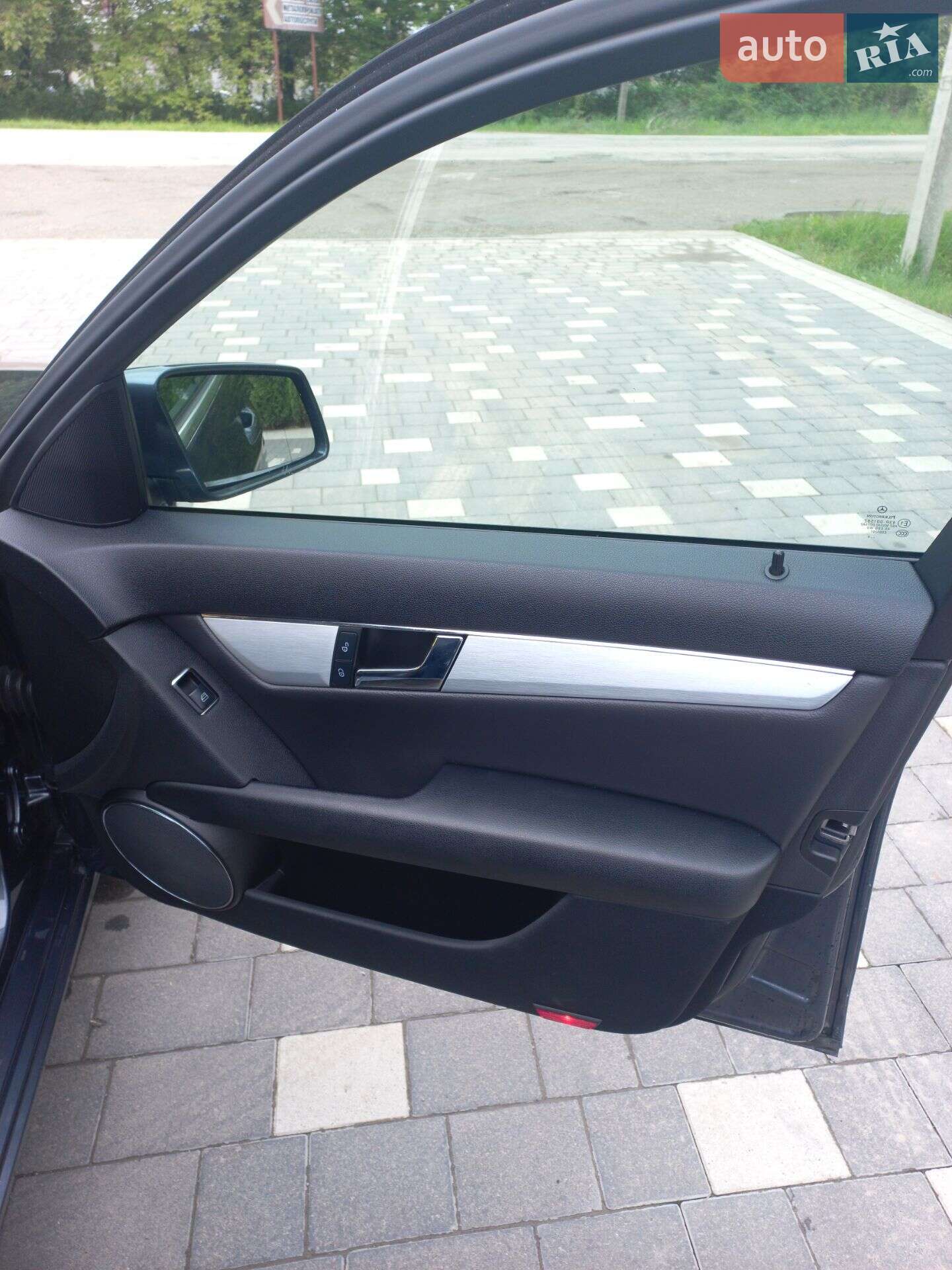 Mercedes-Benz C-Class 2010 VIN WDD2040021A424567 фото оголошення 24 з 39