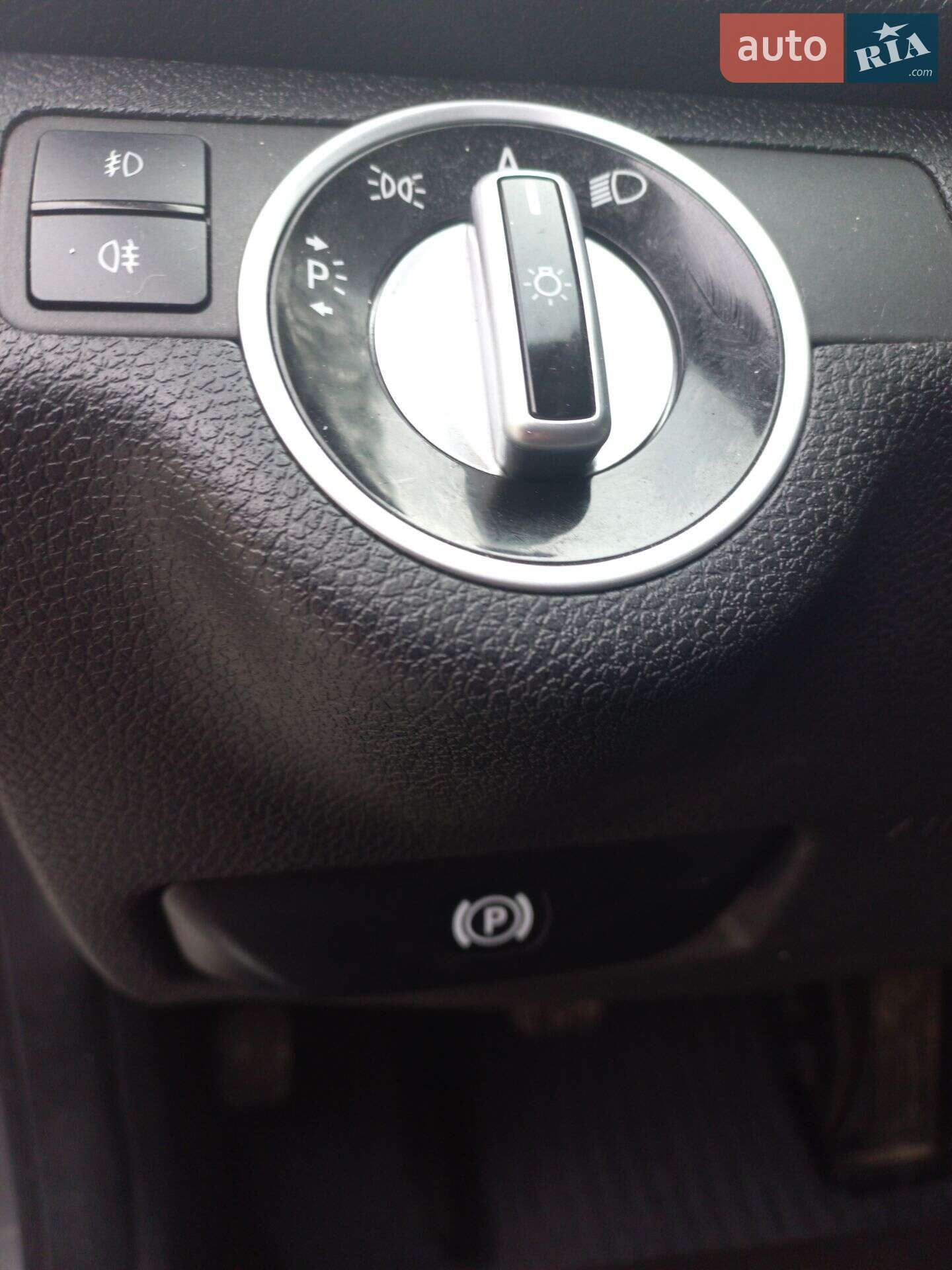 Mercedes-Benz C-Class 2010 VIN WDD2040021A424567 фото оголошення 30 з 39