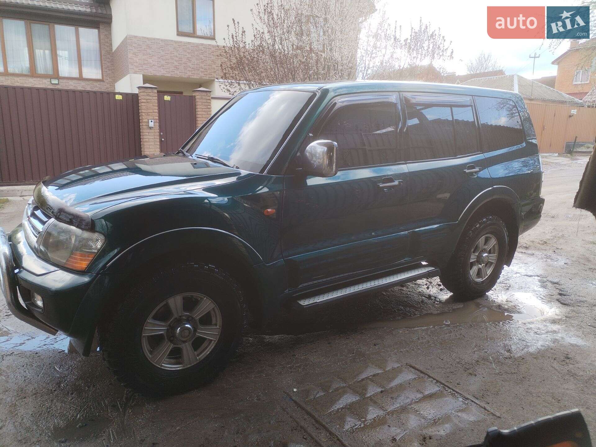 Mitsubishi Pajero 2000 VIN JMBLYV75W1J001580 фото оголошення 4 з 11