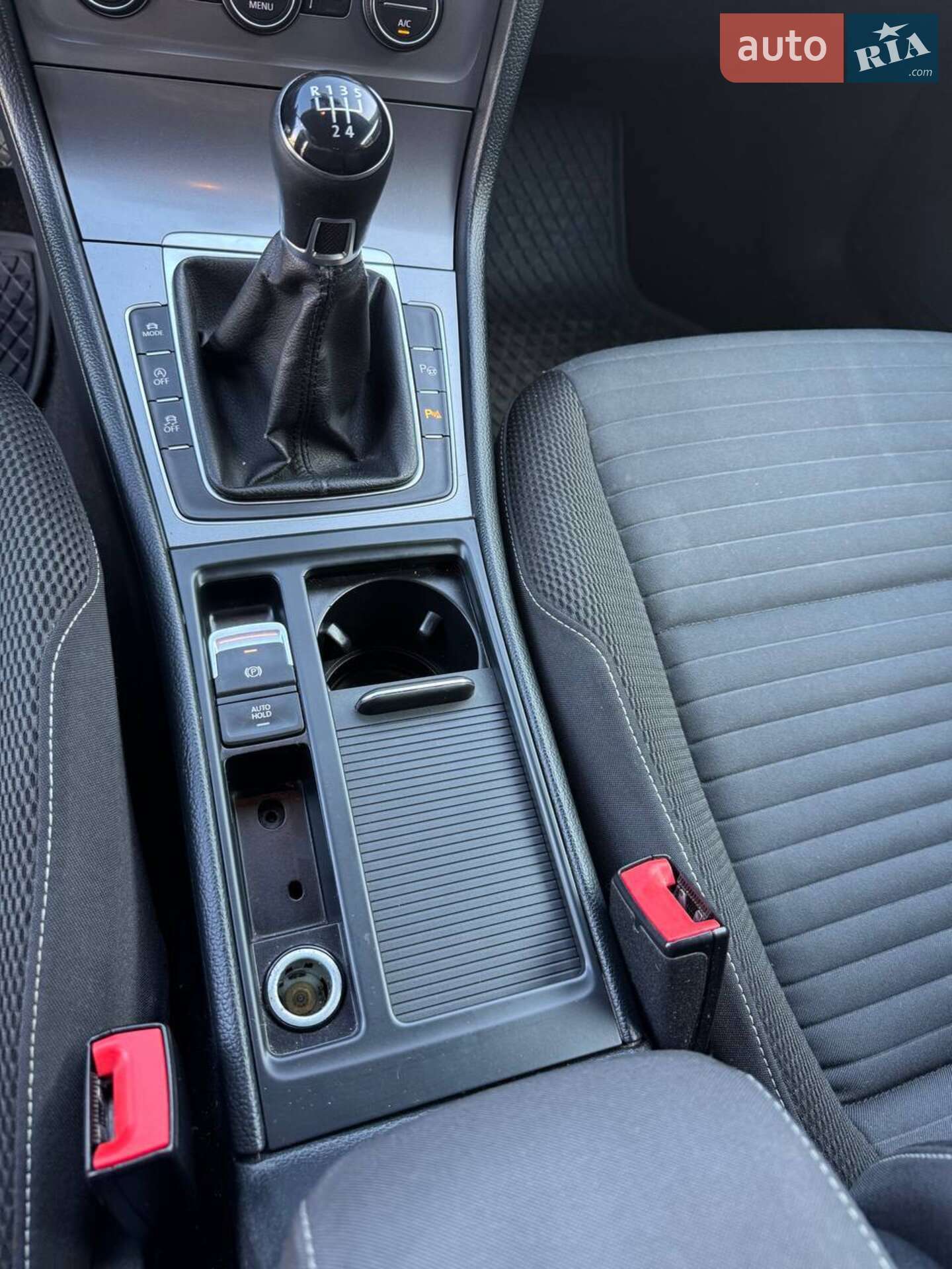 Volkswagen Golf 2016 VIN WVWZZZAUZGP521508 фото оголошення 18 з 33