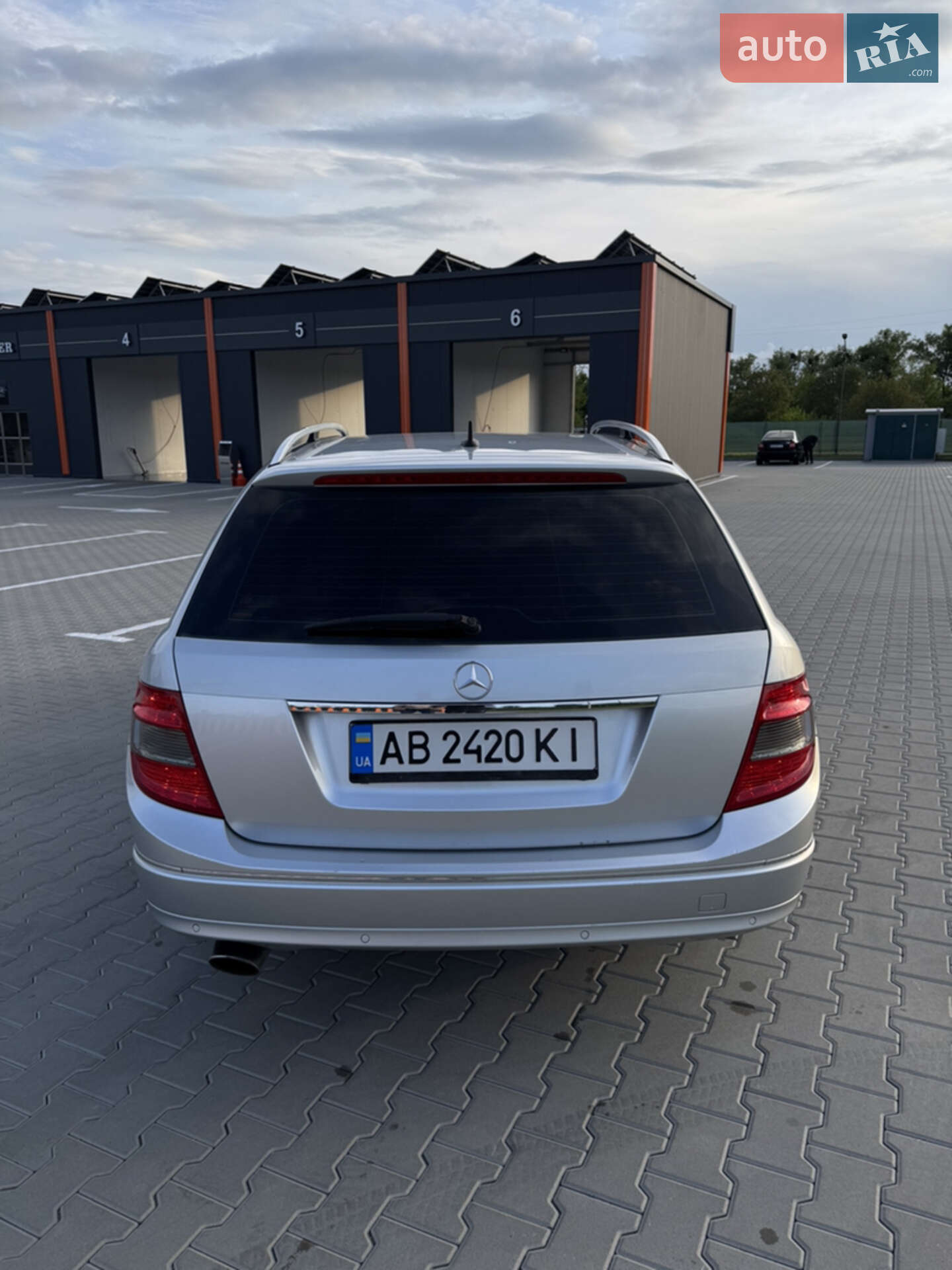 Mercedes-Benz C-Class 2009 VIN WDD2042411F354406 фото оголошення 6 з 15