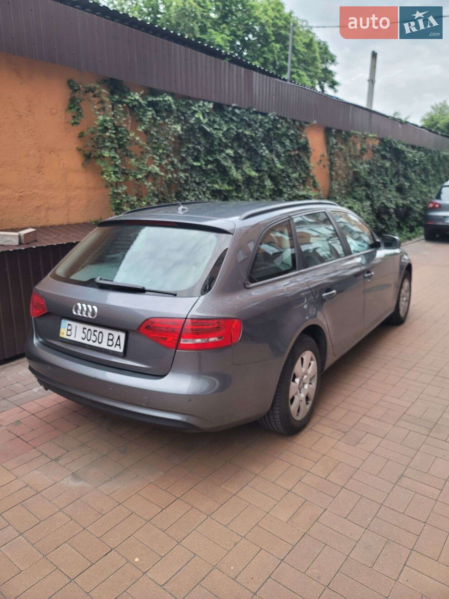 Audi A4 2014 VIN WAUZZZ8K3EA162680 фото оголошення 10 з 21