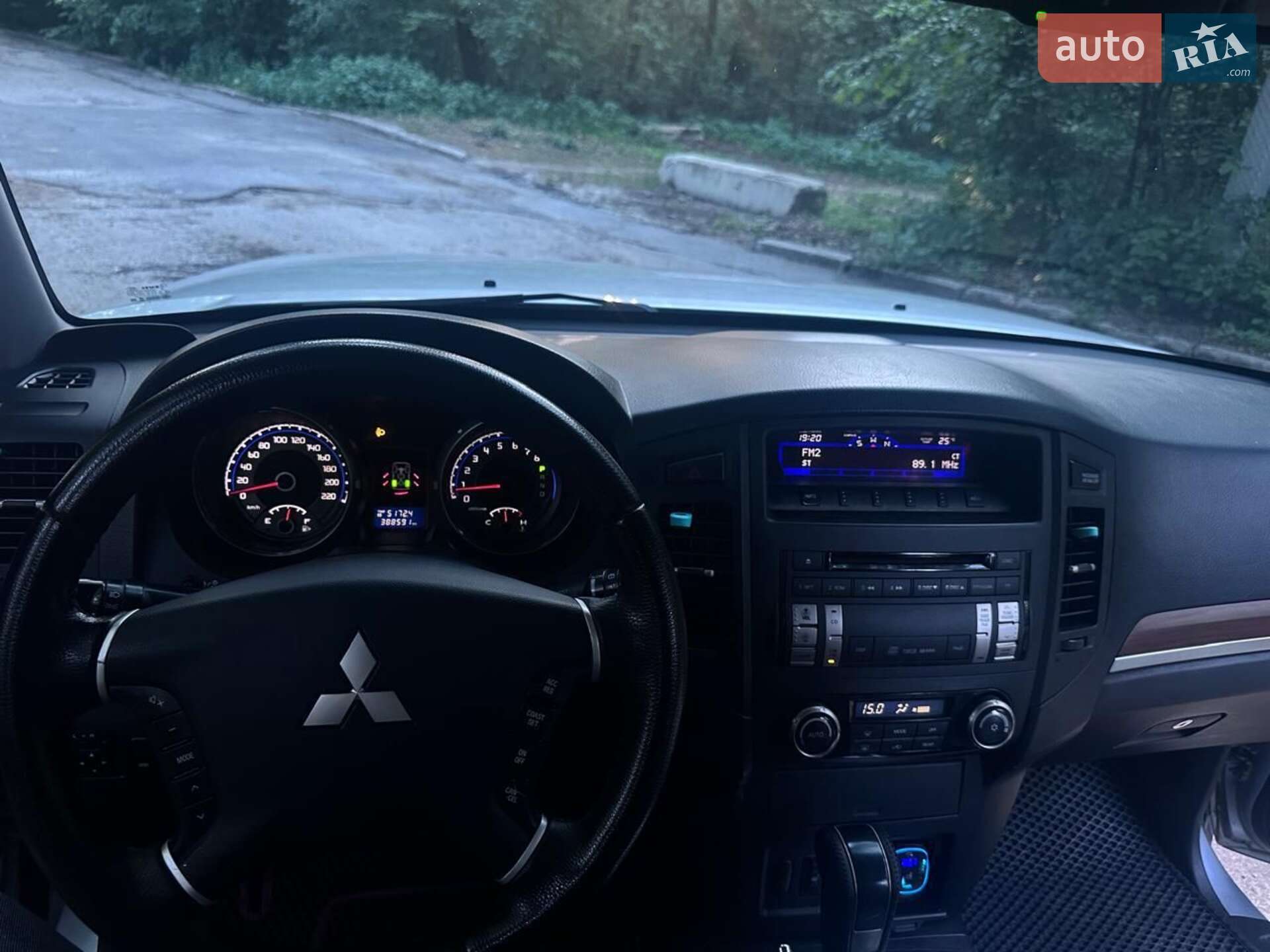 Mitsubishi Pajero Wagon 2007 VIN JMBLYV97W7J001743 фото оголошення 24 з 41