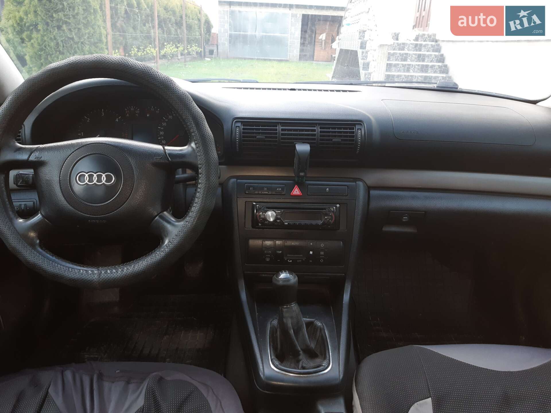 Audi A4 2001 VIN WAUZZZ8DZ1A123047 фото оголошення 2 з 7