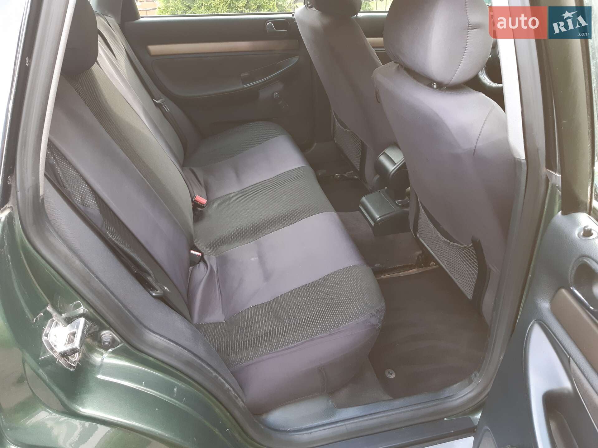 Audi A4 2001 VIN WAUZZZ8DZ1A123047 фото оголошення 3 з 7
