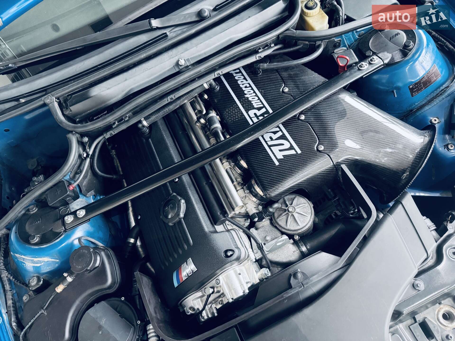 BMW M3 2004 VIN WBSBL91090JP89495 фото оголошення 6 з 75