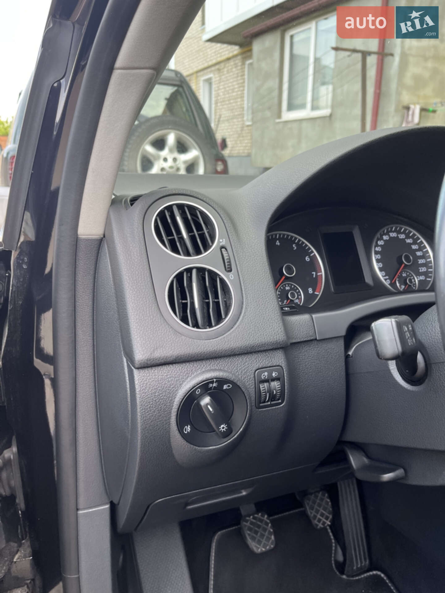 Volkswagen Golf Plus 2010 VIN WVWZZZ1KZAW585901 фото оголошення 38 з 56