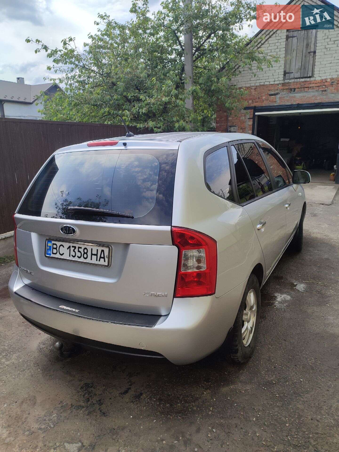 Kia Carens 2008 VIN Y6LFG52429L201001 фото оголошення 2 з 15