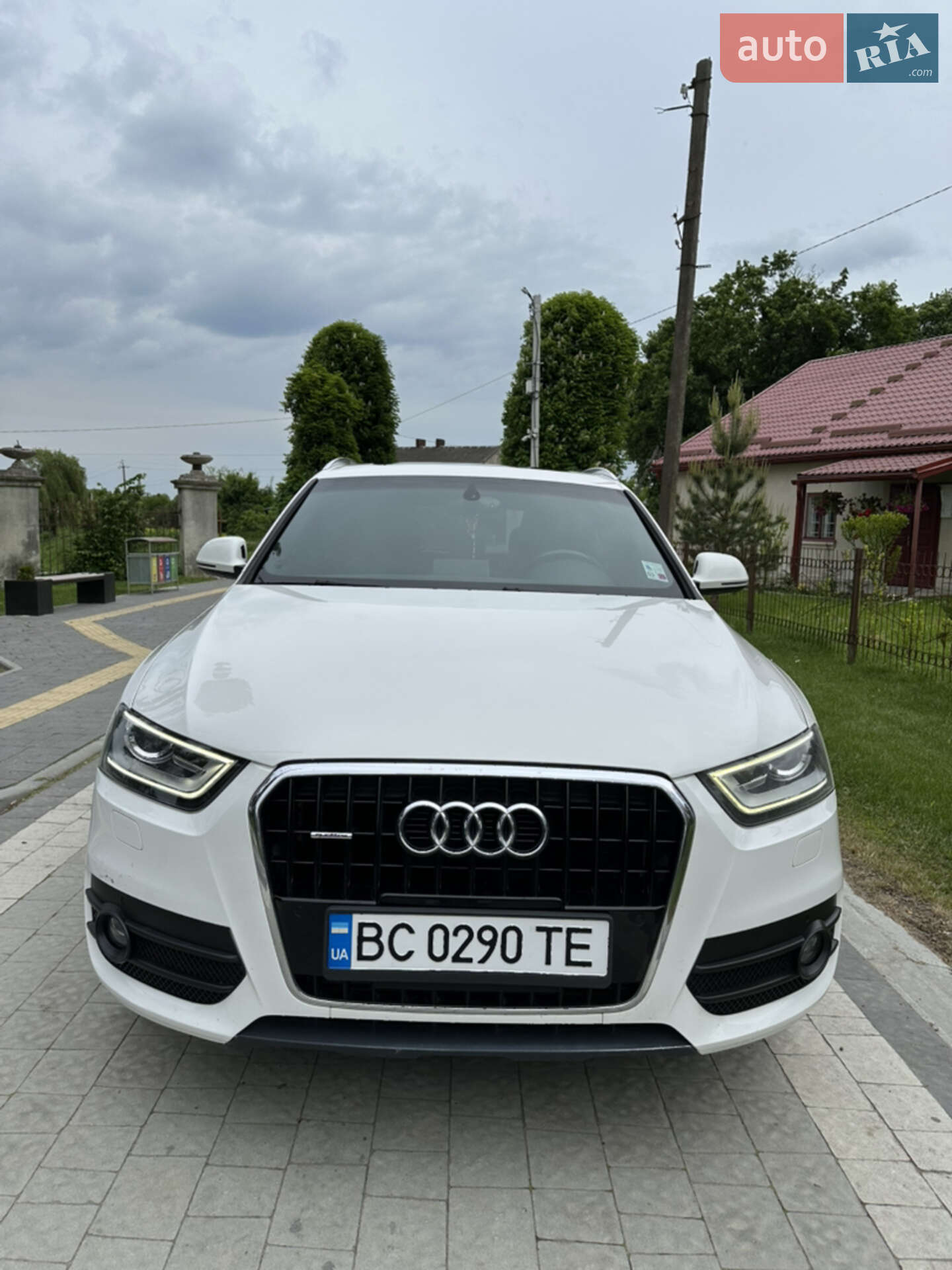 Audi Q3 2014 VIN WA1EFCFS0FR008273 фото оголошення 2 з 16