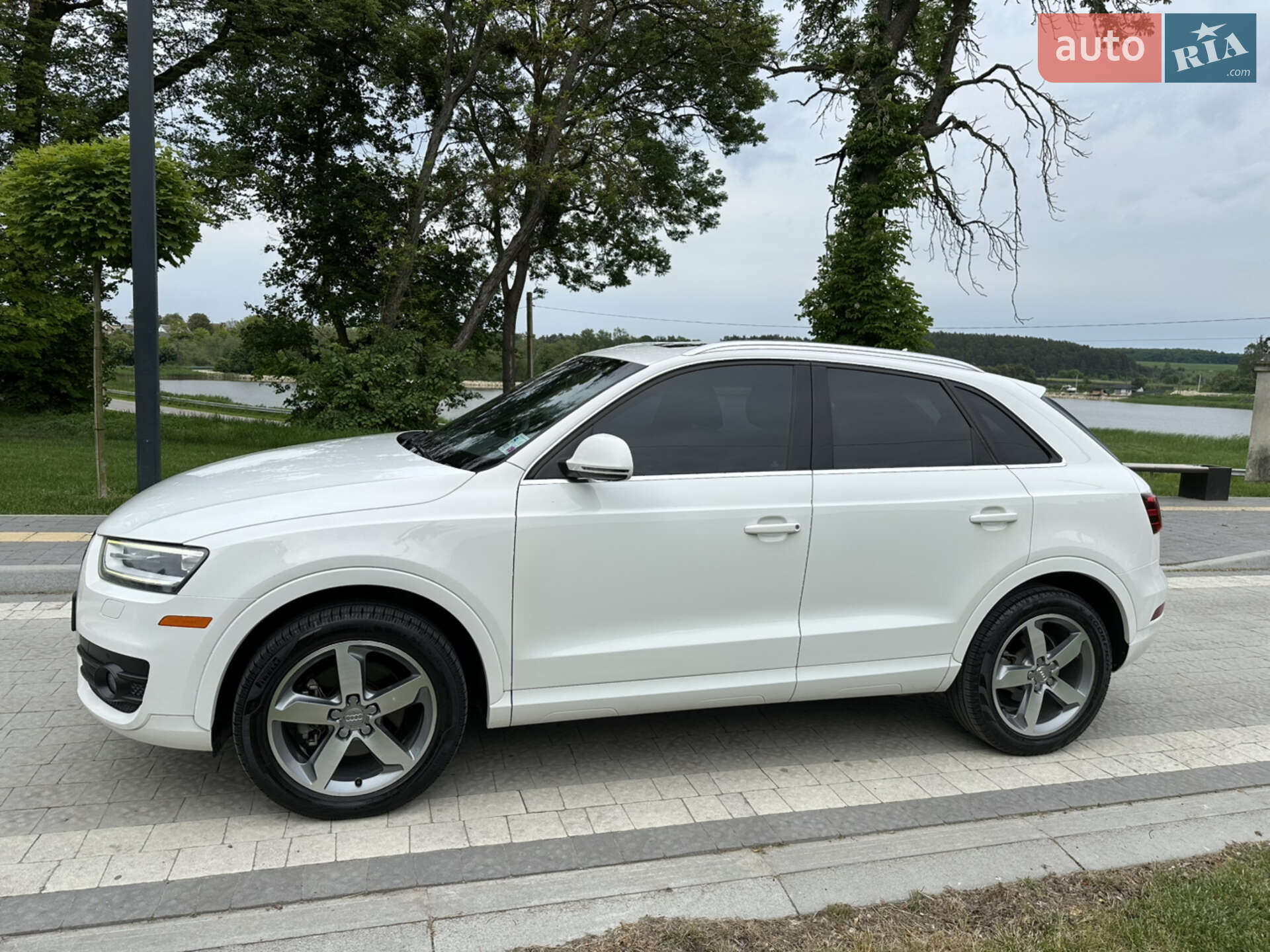 Audi Q3 2014 VIN WA1EFCFS0FR008273 фото оголошення 6 з 16