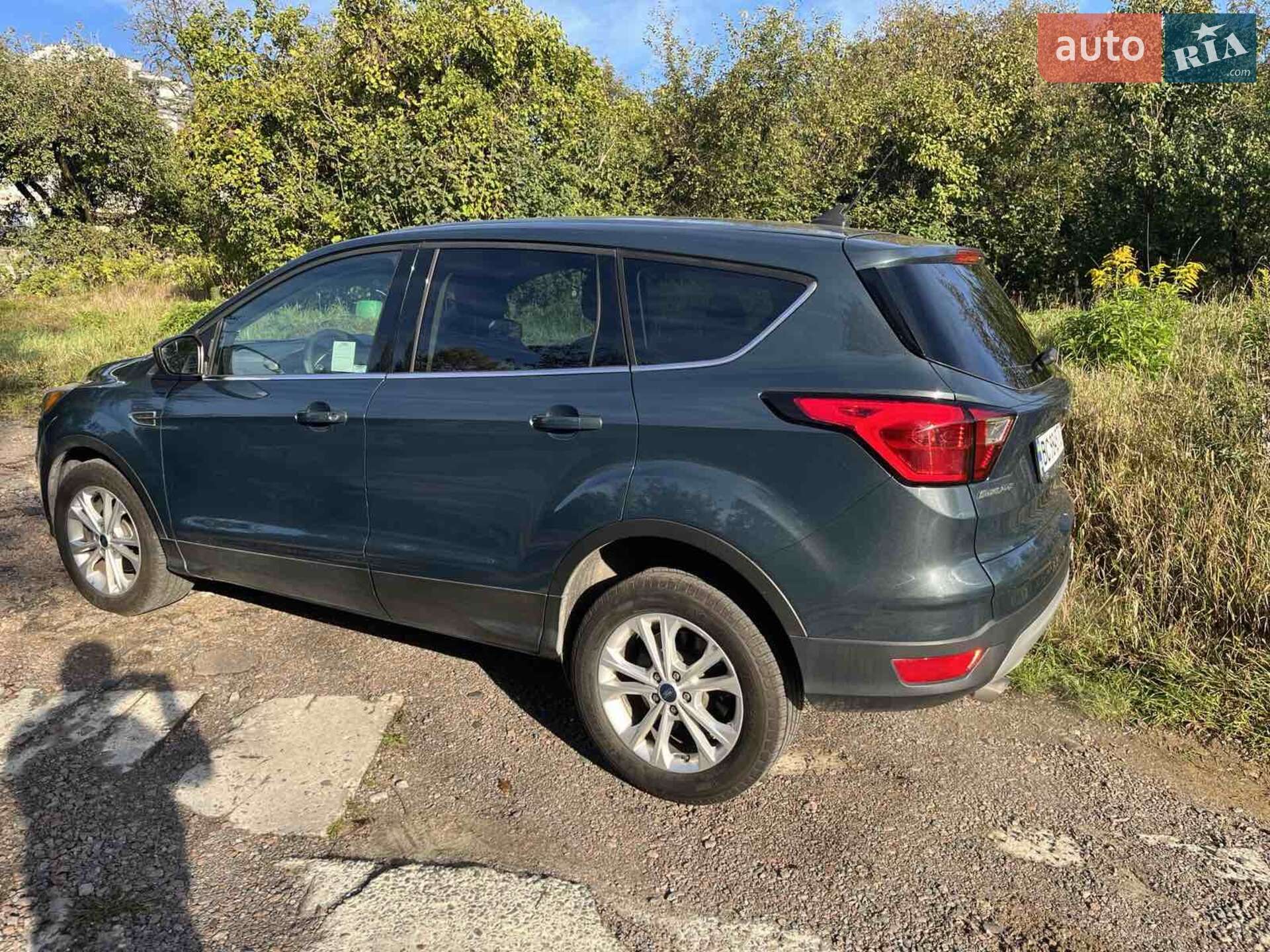 Ford Escape 2018 VIN 1FMCU0GD1KUA06357 фото оголошення 4 з 11