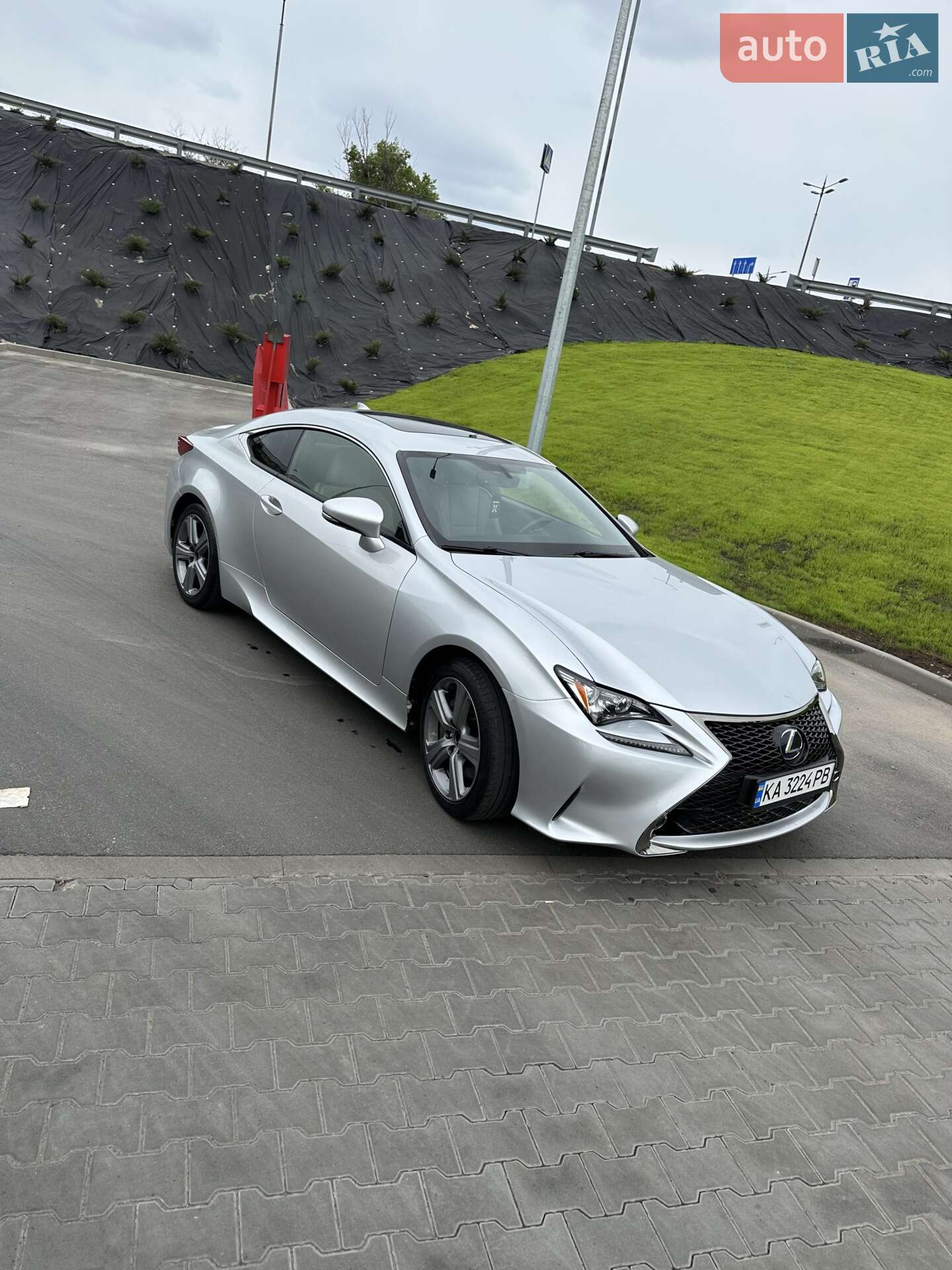 Lexus RC 2016 VIN JTHHA5BC5G5003783 фото оголошення 9 з 26
