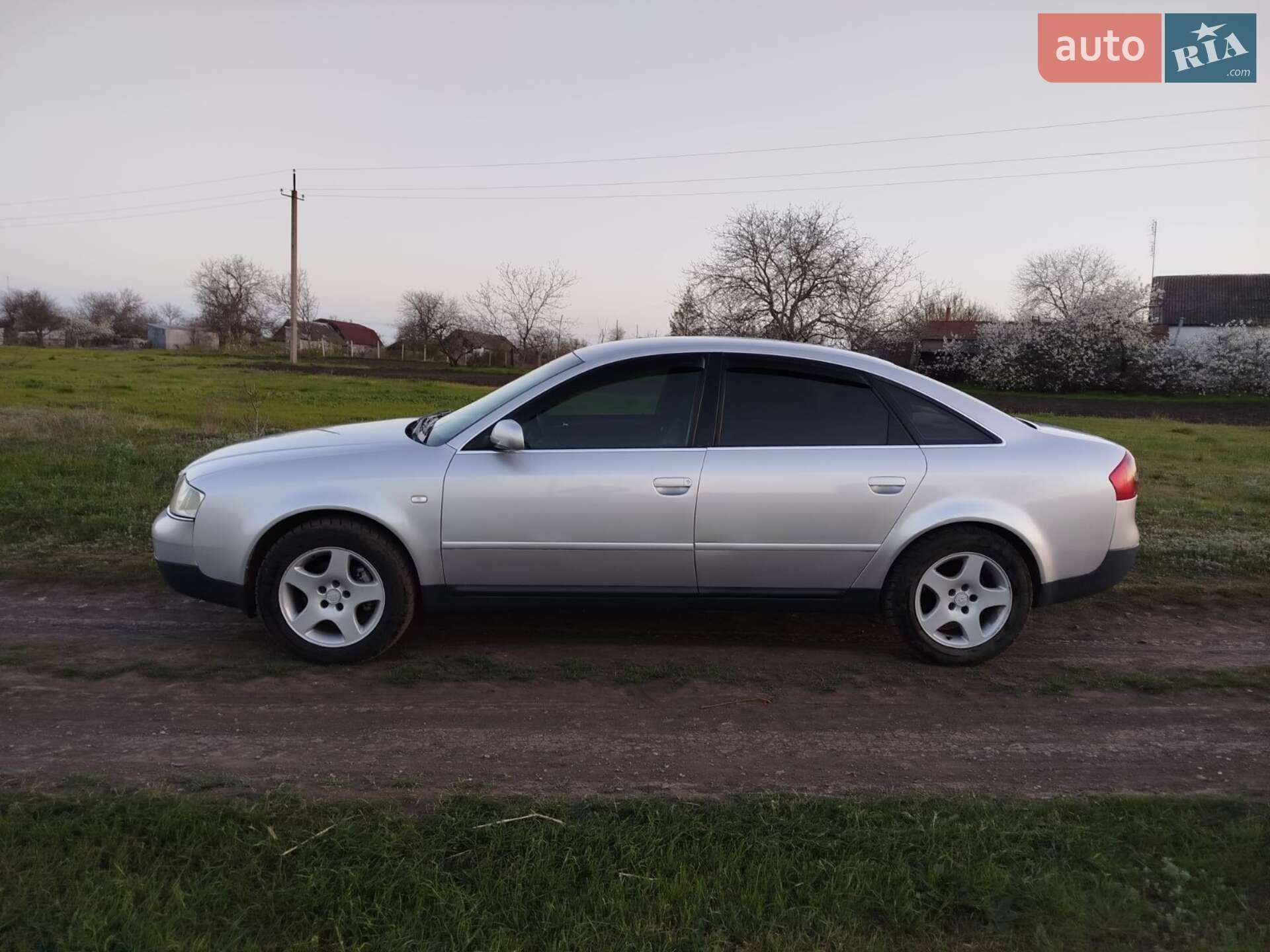 Audi A6 1997 VIN WAUZZZ4BZWN040417 фото оголошення 4 з 15