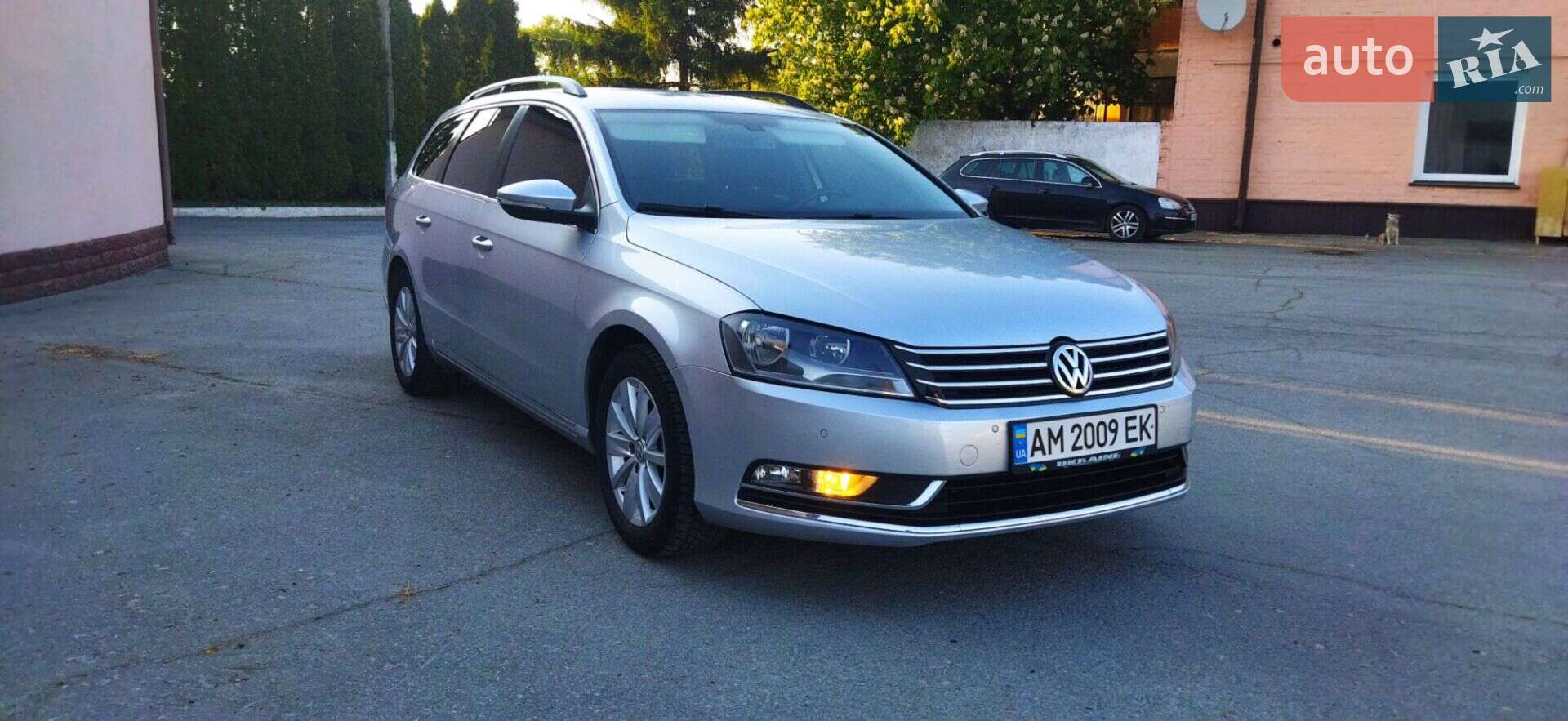 Volkswagen Passat 2012 VIN WVWZZZ3CZCE123398 фото оголошення 2 з 30