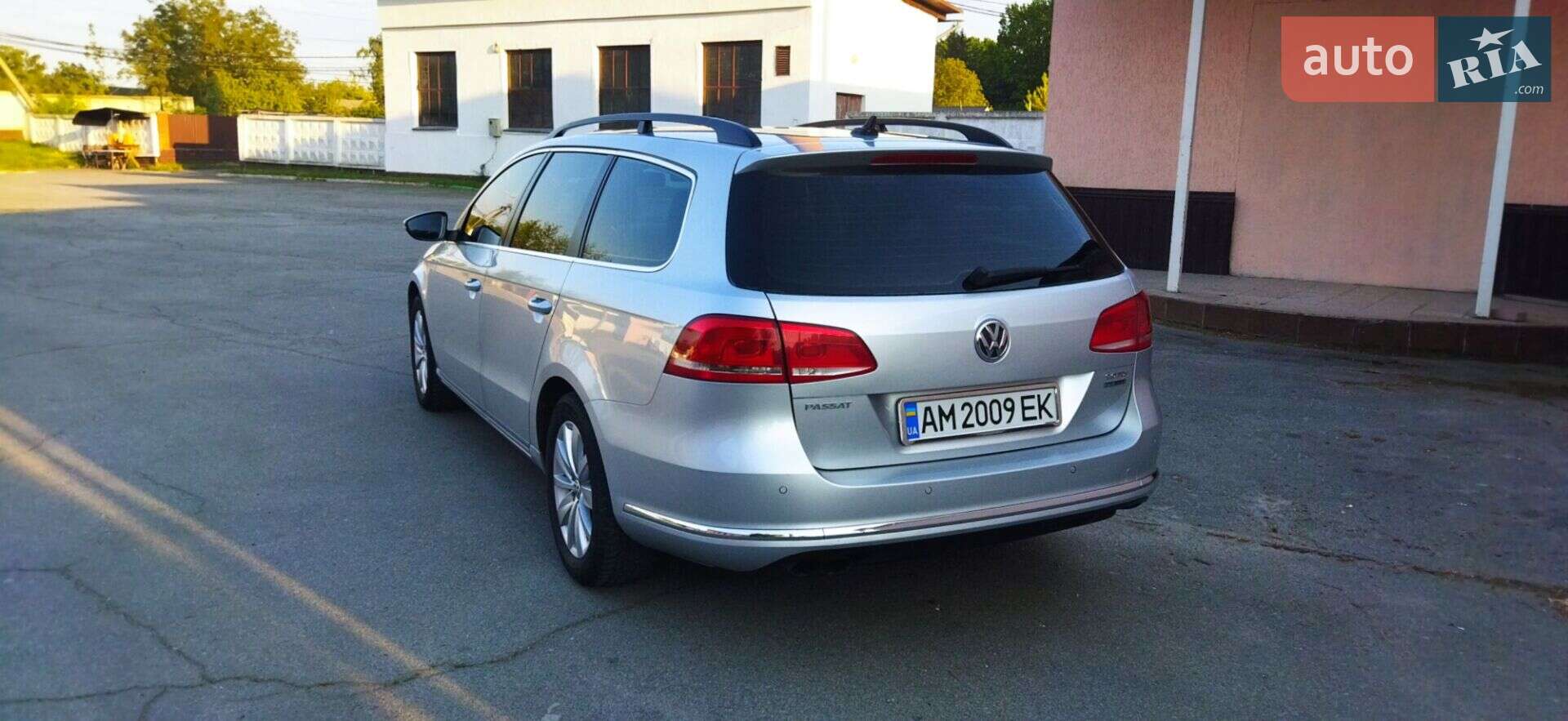 Volkswagen Passat 2012 VIN WVWZZZ3CZCE123398 фото оголошення 4 з 30