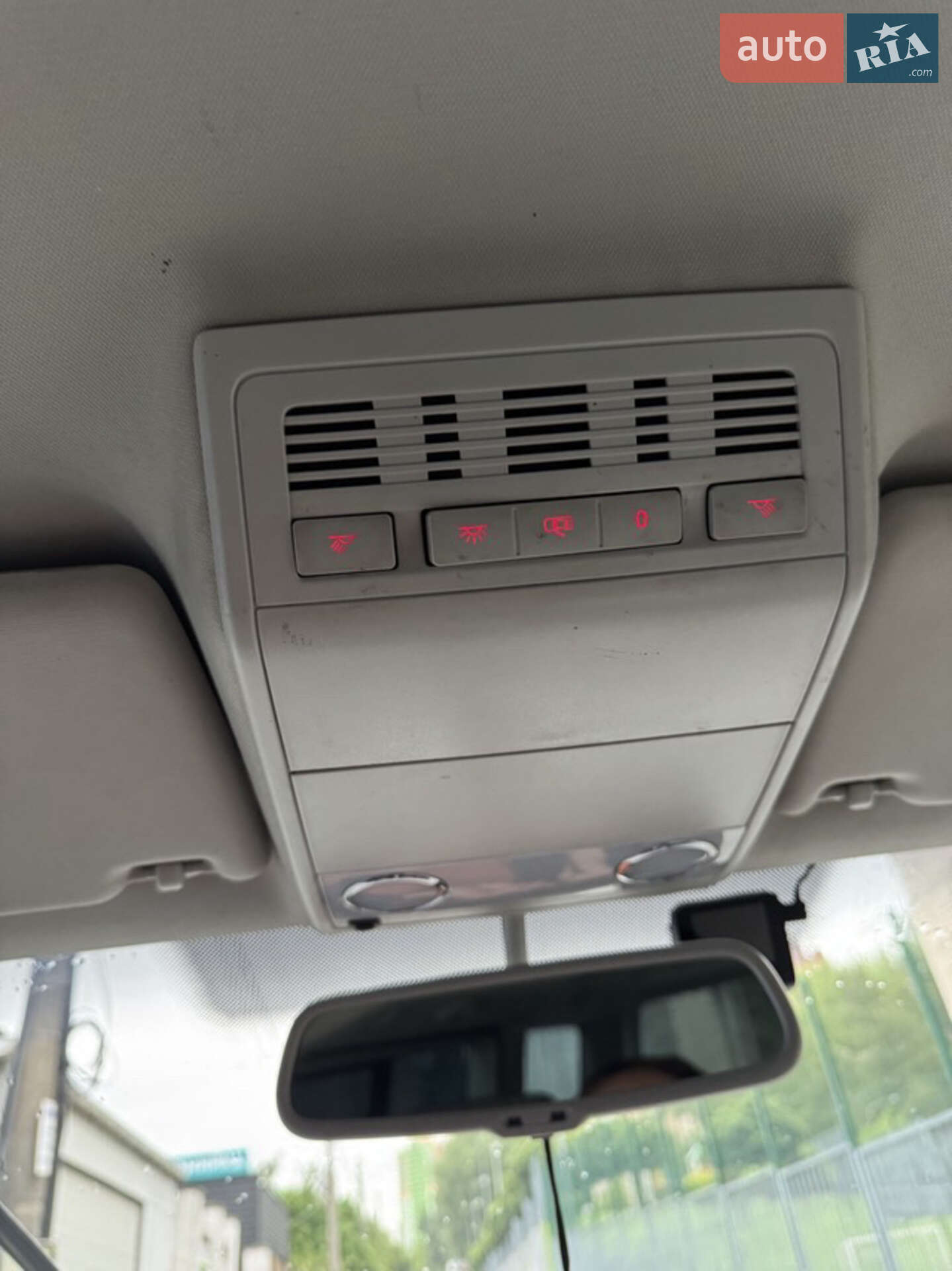 Volkswagen Multivan 2008 VIN WV2ZZZ7HZ8H039307 фото оголошення 5 з 13