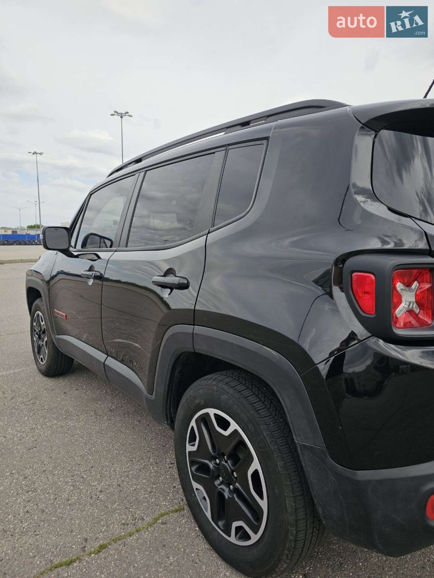 Jeep Renegade 2017 VIN ZACCJBCB2HPF81252 фото оголошення 12 з 15