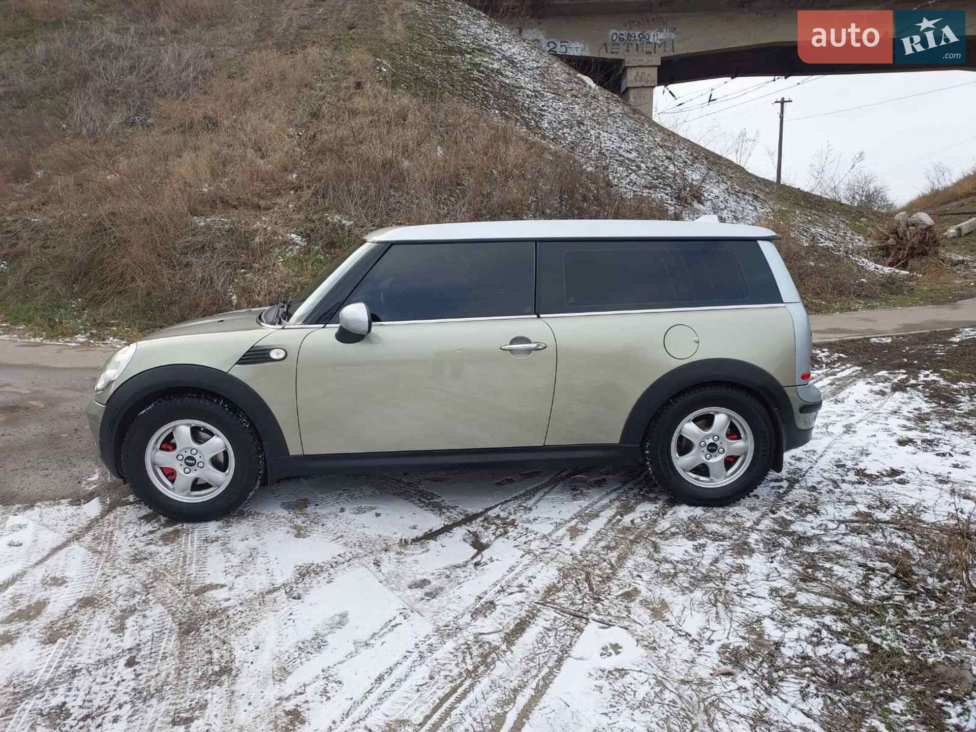 MINI Clubman 2009 VIN WMWML33559TX34885 фото оголошення 26 з 31