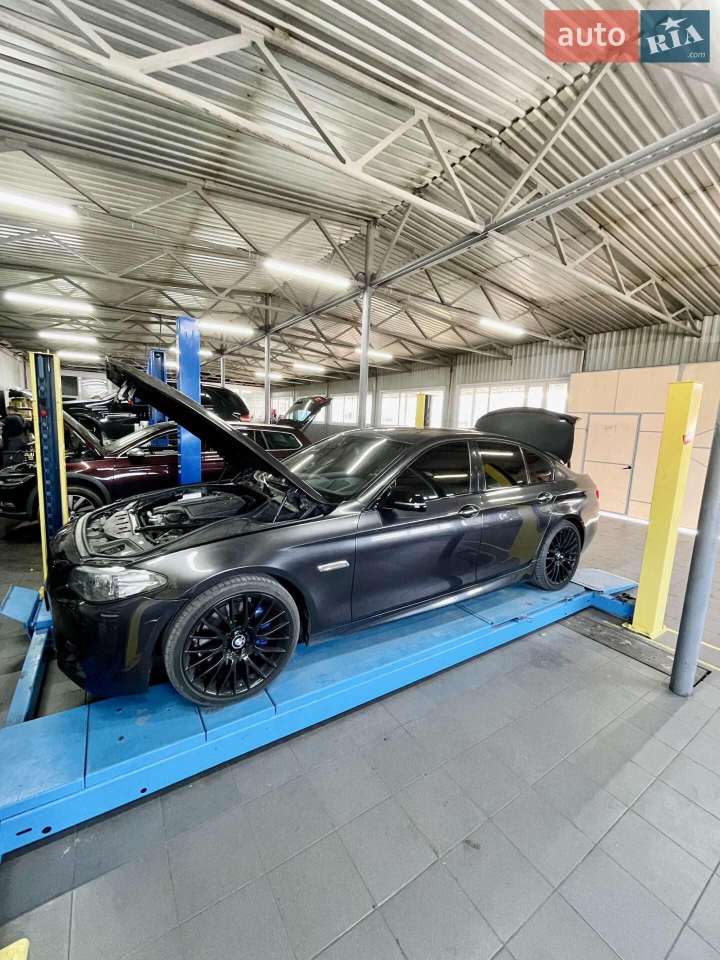 BMW 5 Series 2014 VIN WBA5B1C54ED483017 фото оголошення 27 з 37