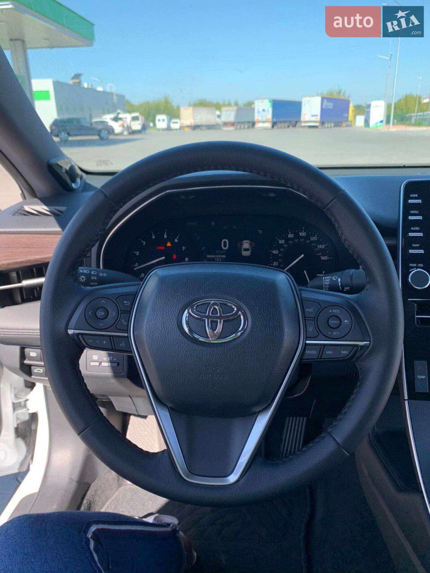 Toyota Avalon 2018 VIN 4T1BZ1FB0KU001850 фото оголошення 9 з 19