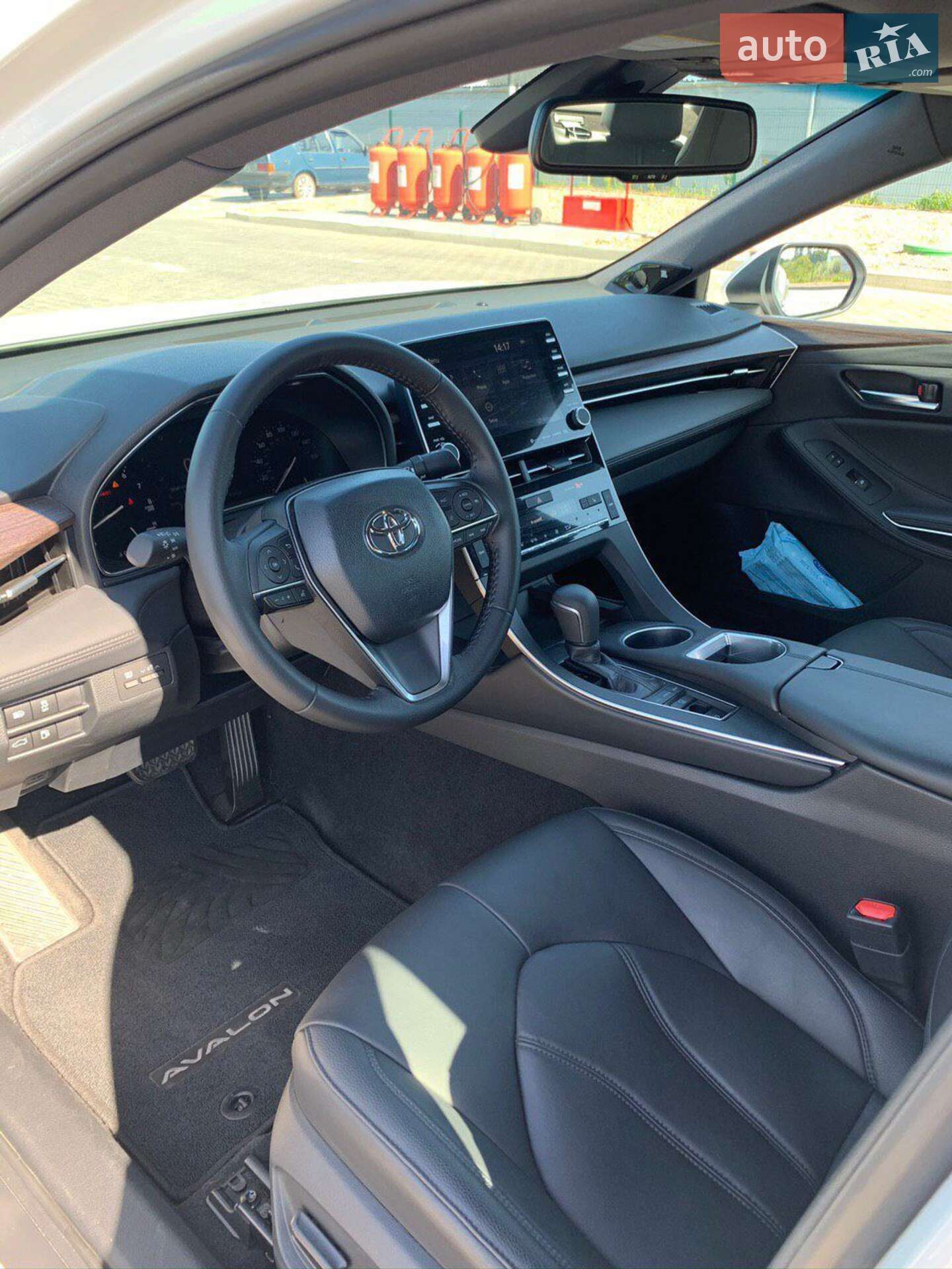 Toyota Avalon 2018 VIN 4T1BZ1FB0KU001850 фото оголошення 12 з 19