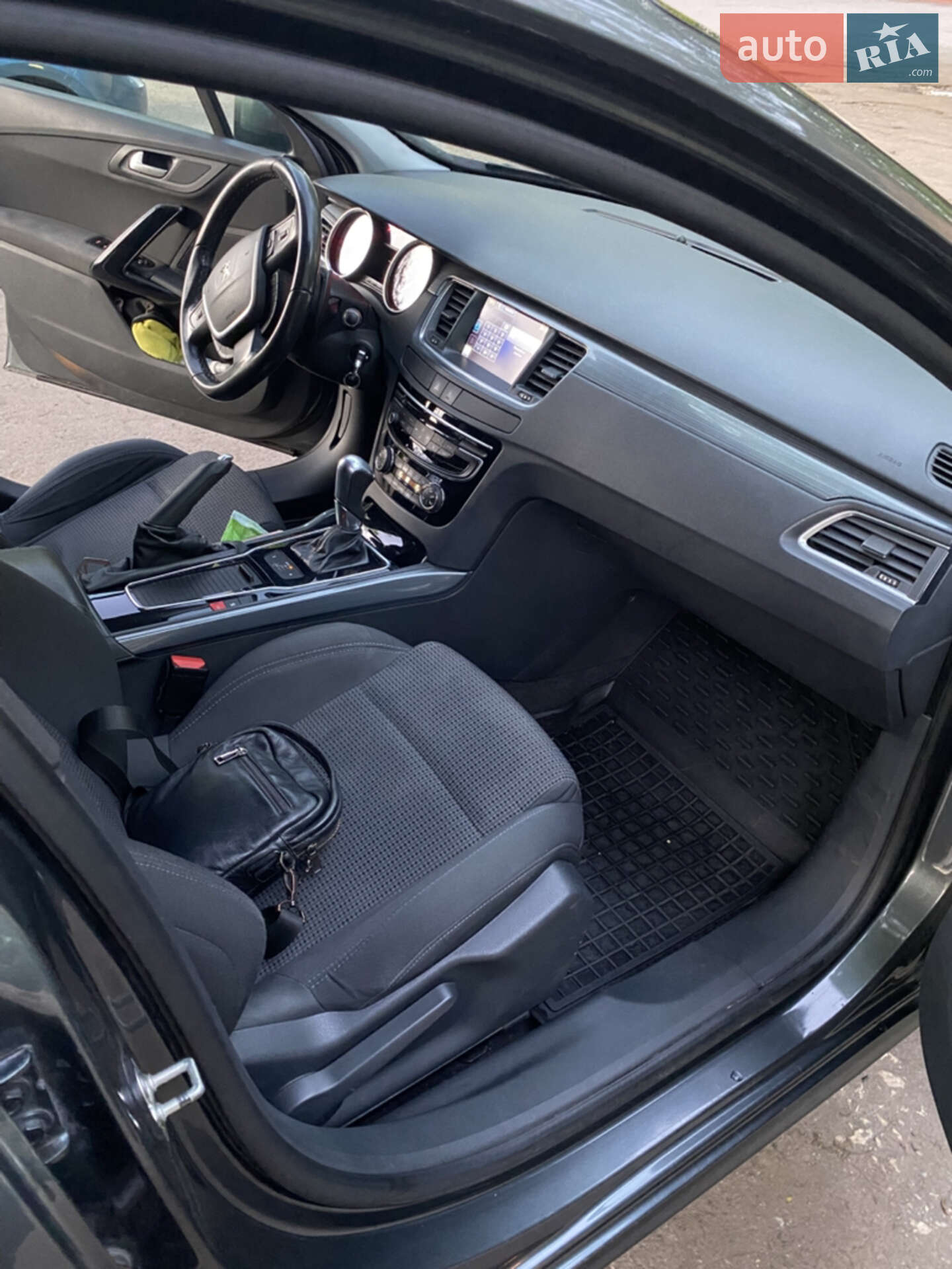 Peugeot 508 2016 VIN VF38EBHZTGL010617 фото оголошення 11 з 16