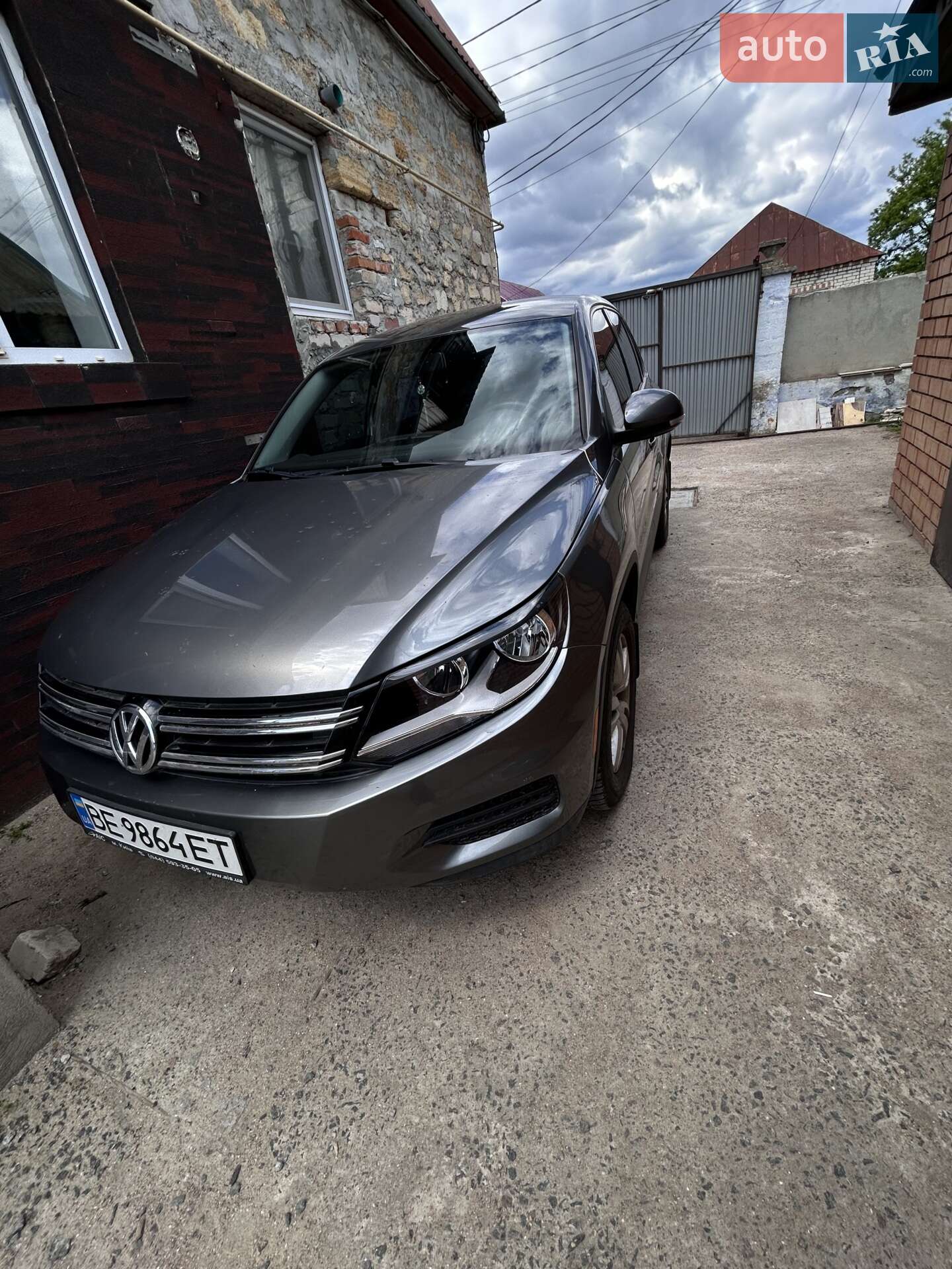 Volkswagen Tiguan 2012 VIN WVGBV7AX6CW004842 фото оголошення 2 з 6