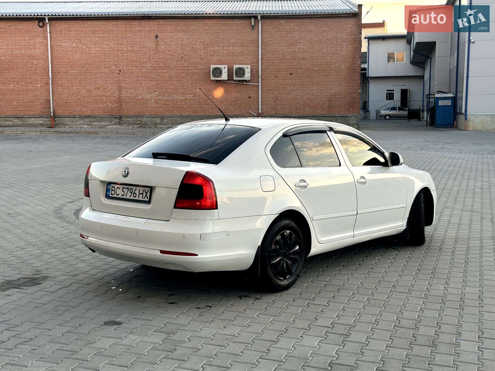 Skoda Octavia 2011 VIN TMBCT61Z4C2046721 фото оголошення 9 з 14