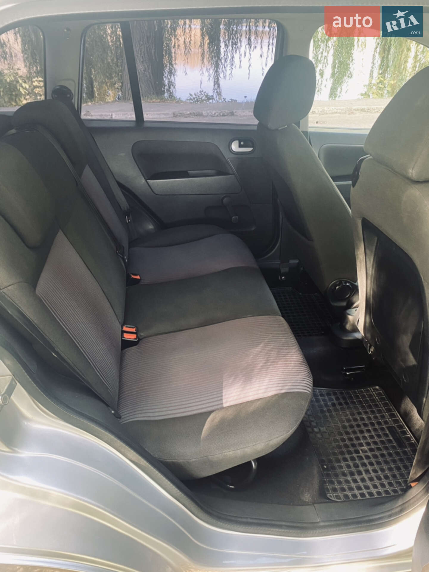 Ford Fusion 2008 VIN WF0UXXGAJU8D04686 фото оголошення 18 з 18