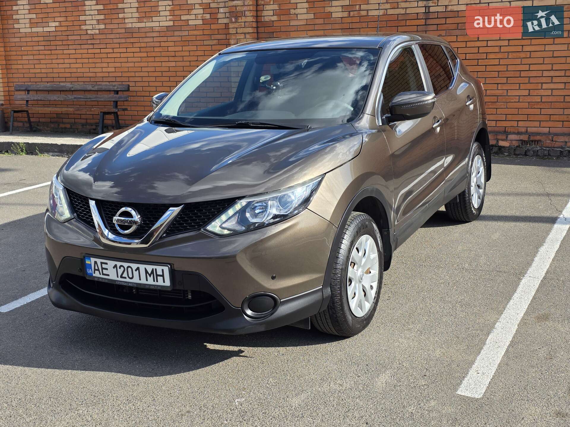 Nissan Qashqai 2017 VIN SJNFEAJ11UZ048130 фото оголошення 2 з 43